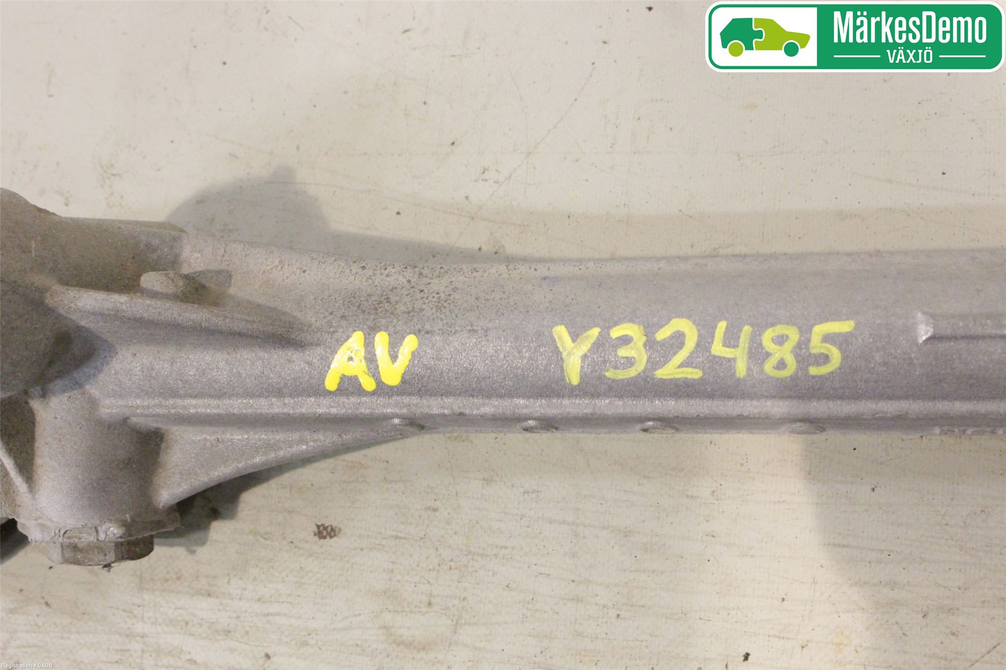Toyota RAV4 13-18 Servo Snekke - Tannstang