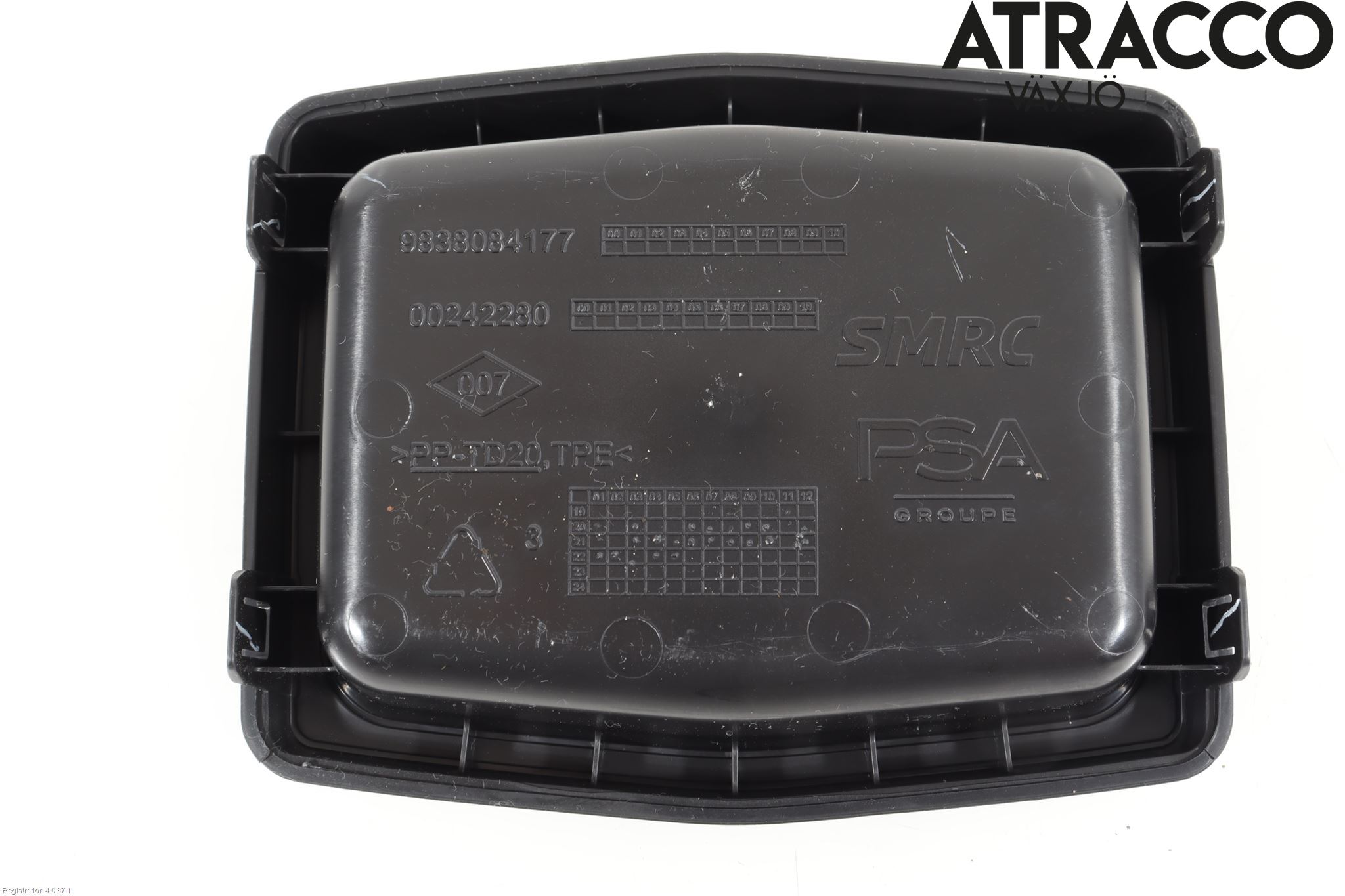 Peugeot 3008 17-24 Instrumentkonsoll Gulv