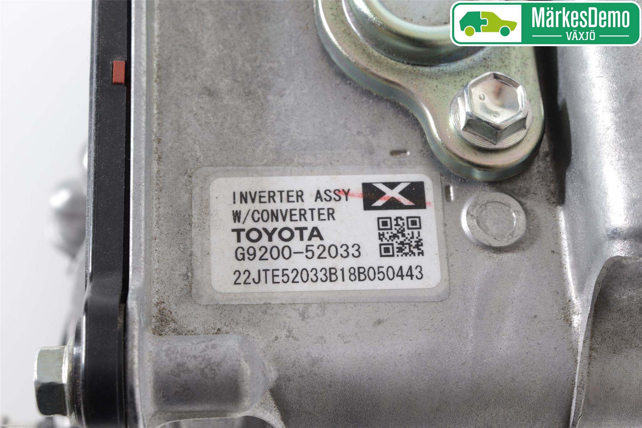 Toyota YARIS XP130 15-20 Hybridconverter