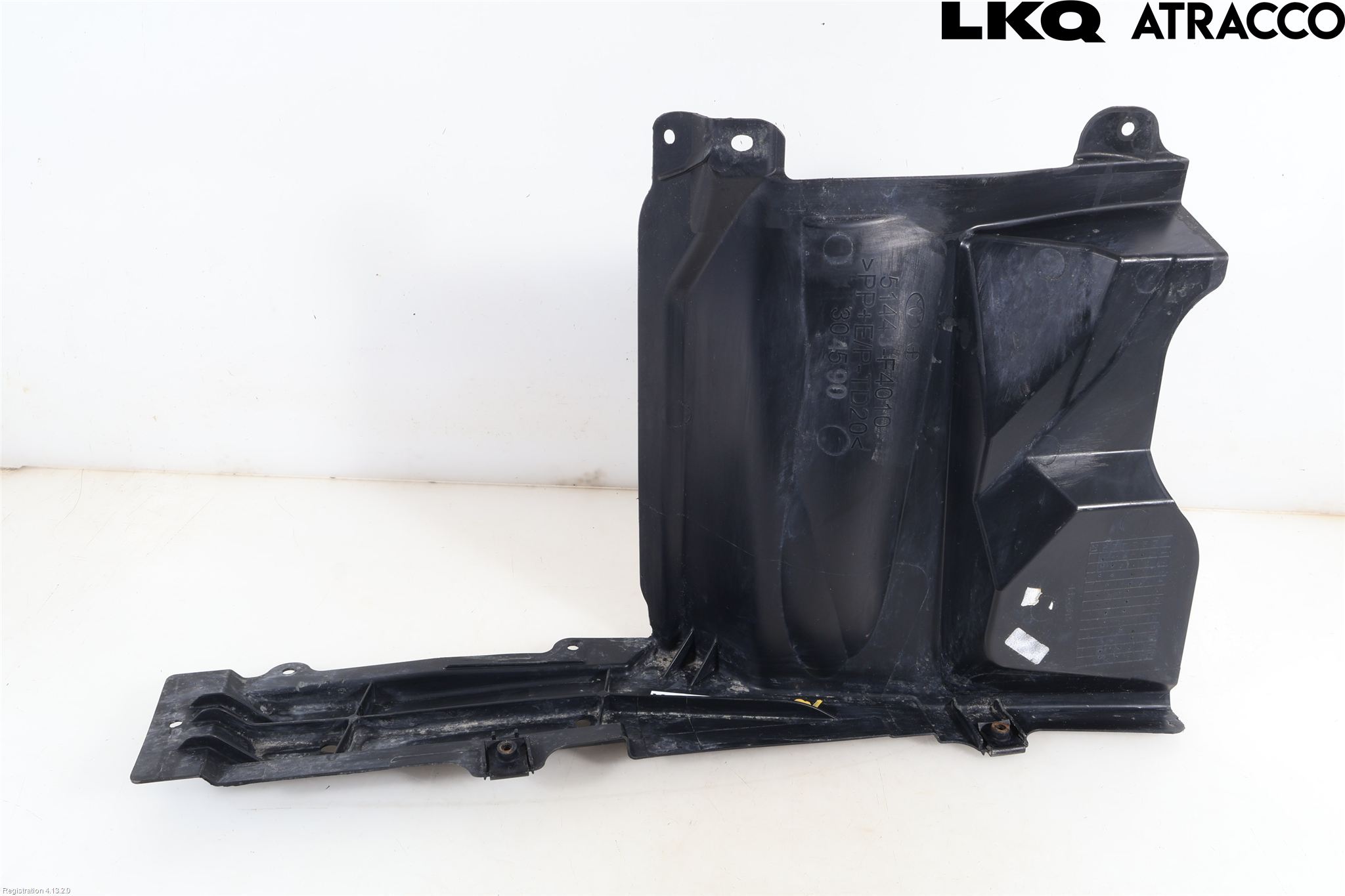 Toyota C-HR 16-23 Bunnplate U Motor-Gear-Dørk
