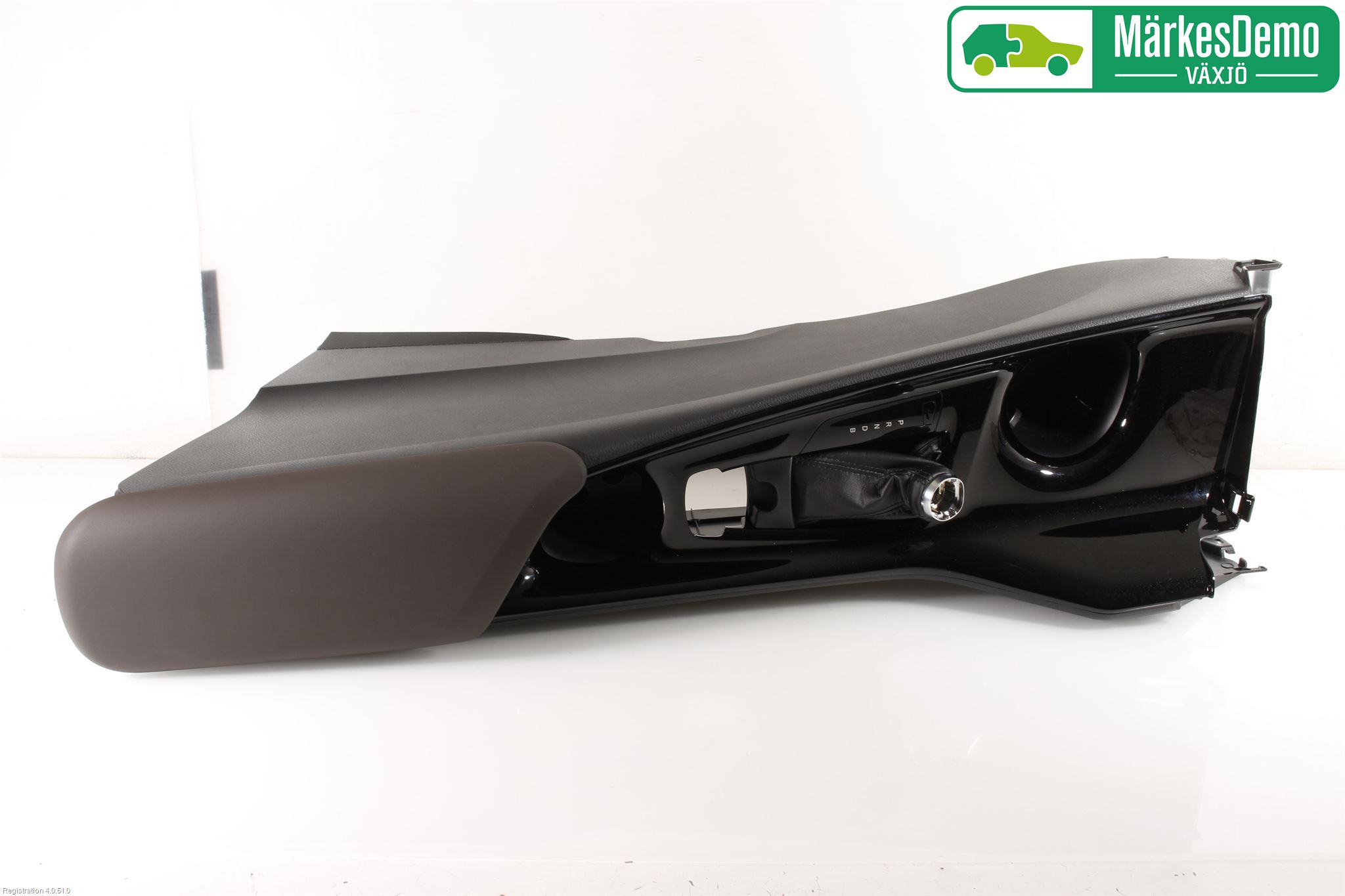 Toyota C-HR 16-23 Instrumentkonsoll Gulv