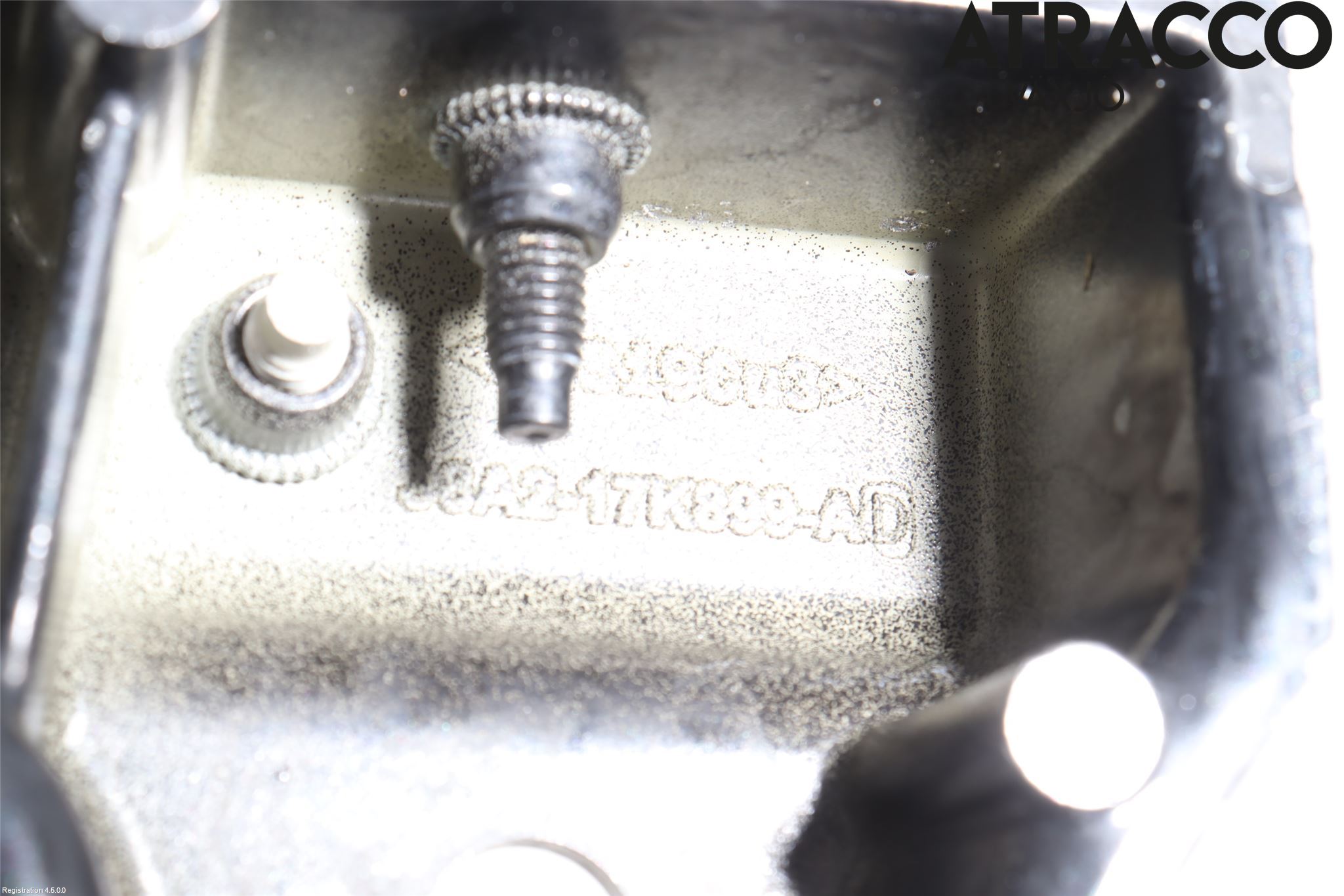 Landrover RANGE ROVER VELAR (L560) 17- Støtfangerfeste Foran Venstre
