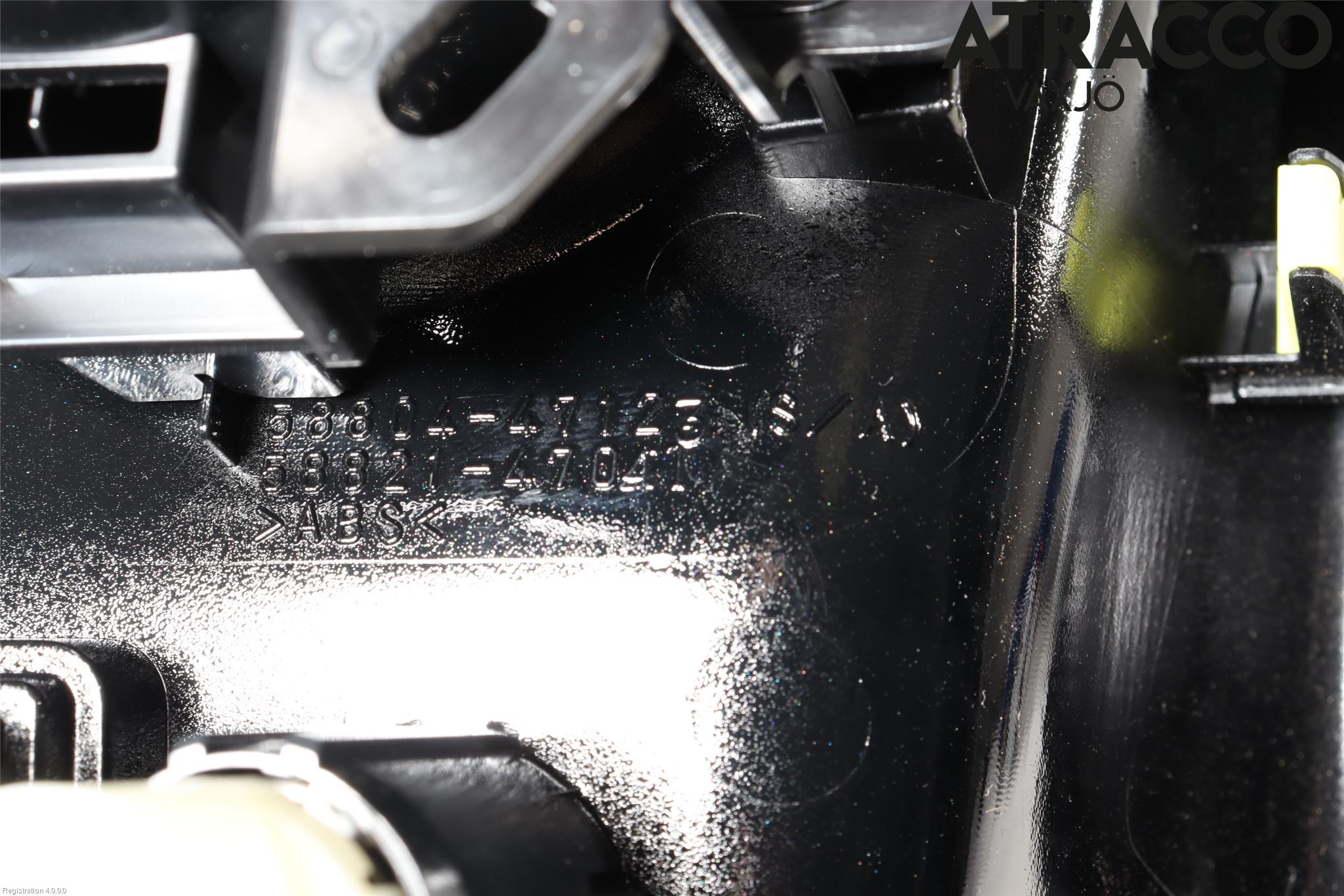 Toyota PRIUS (ZVW50) 16-21 Instrumentkonsoll Gulv