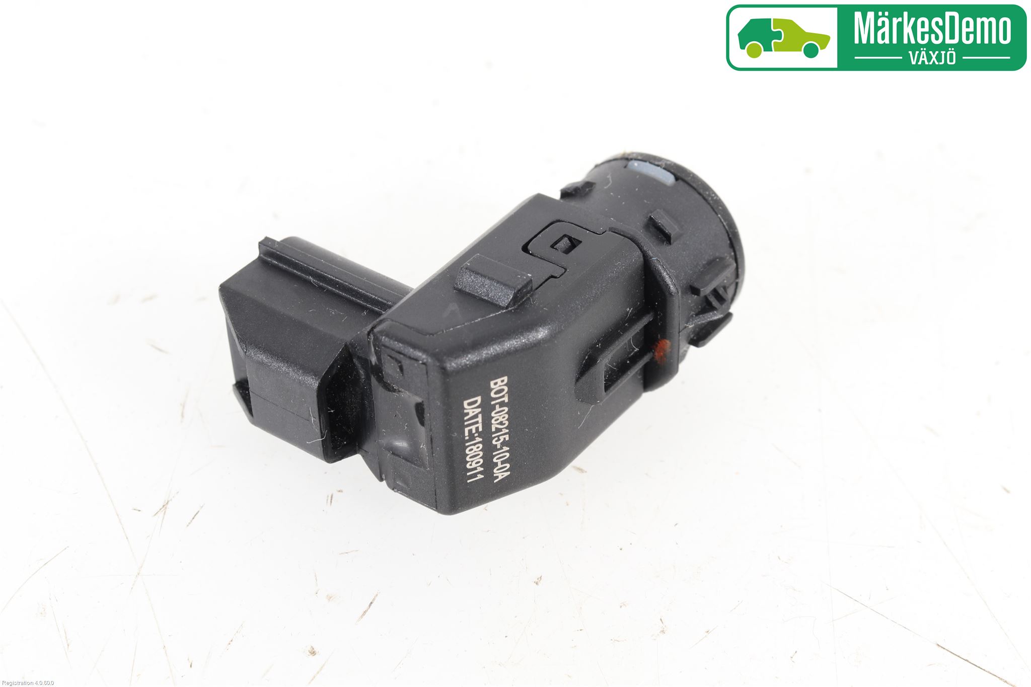 Suzuki VITARA 15- Sensor Parkering Front