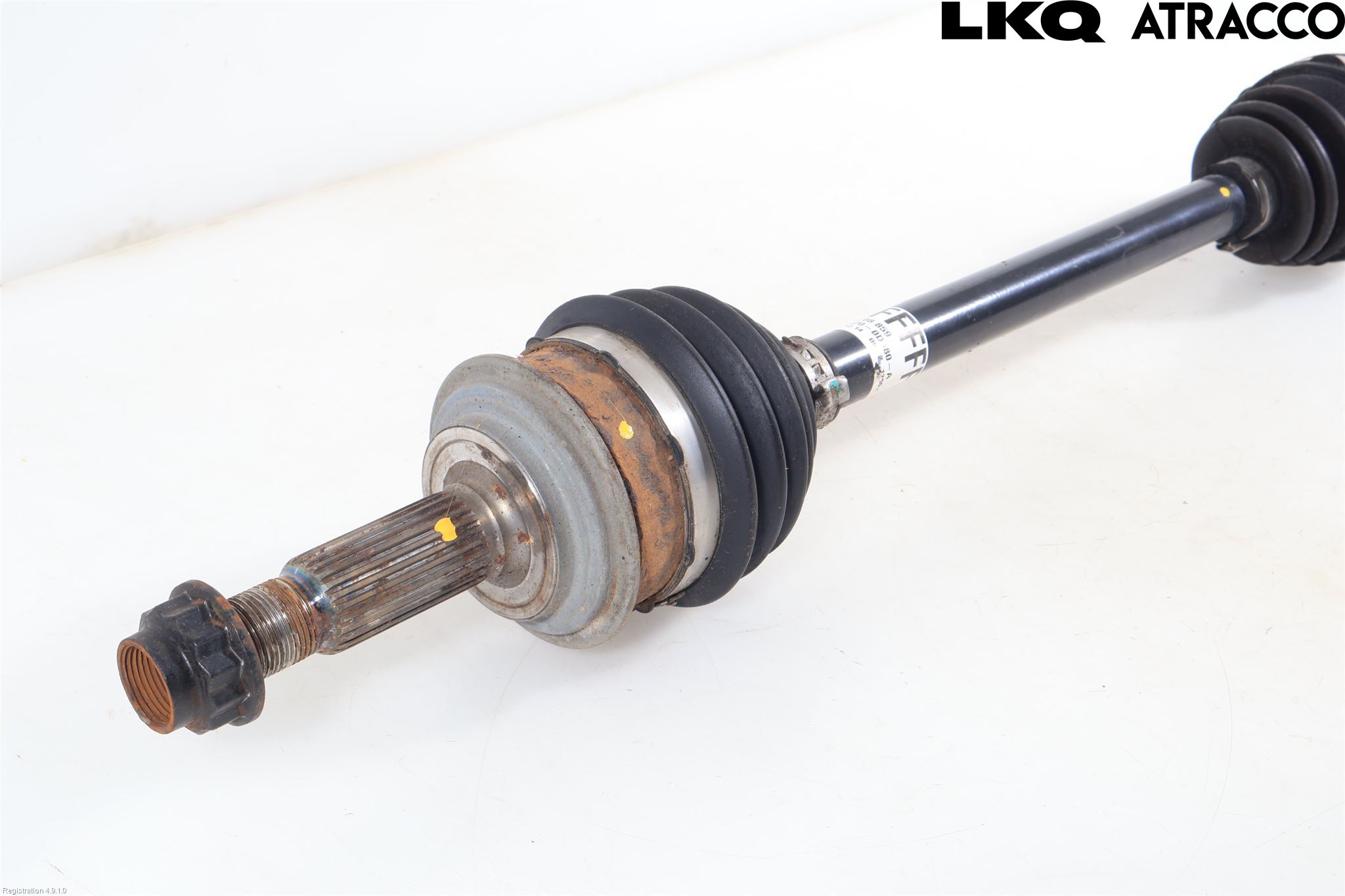 Toyota YARIS XP130 15-20 Drivaksel Foran Kompl Venstre