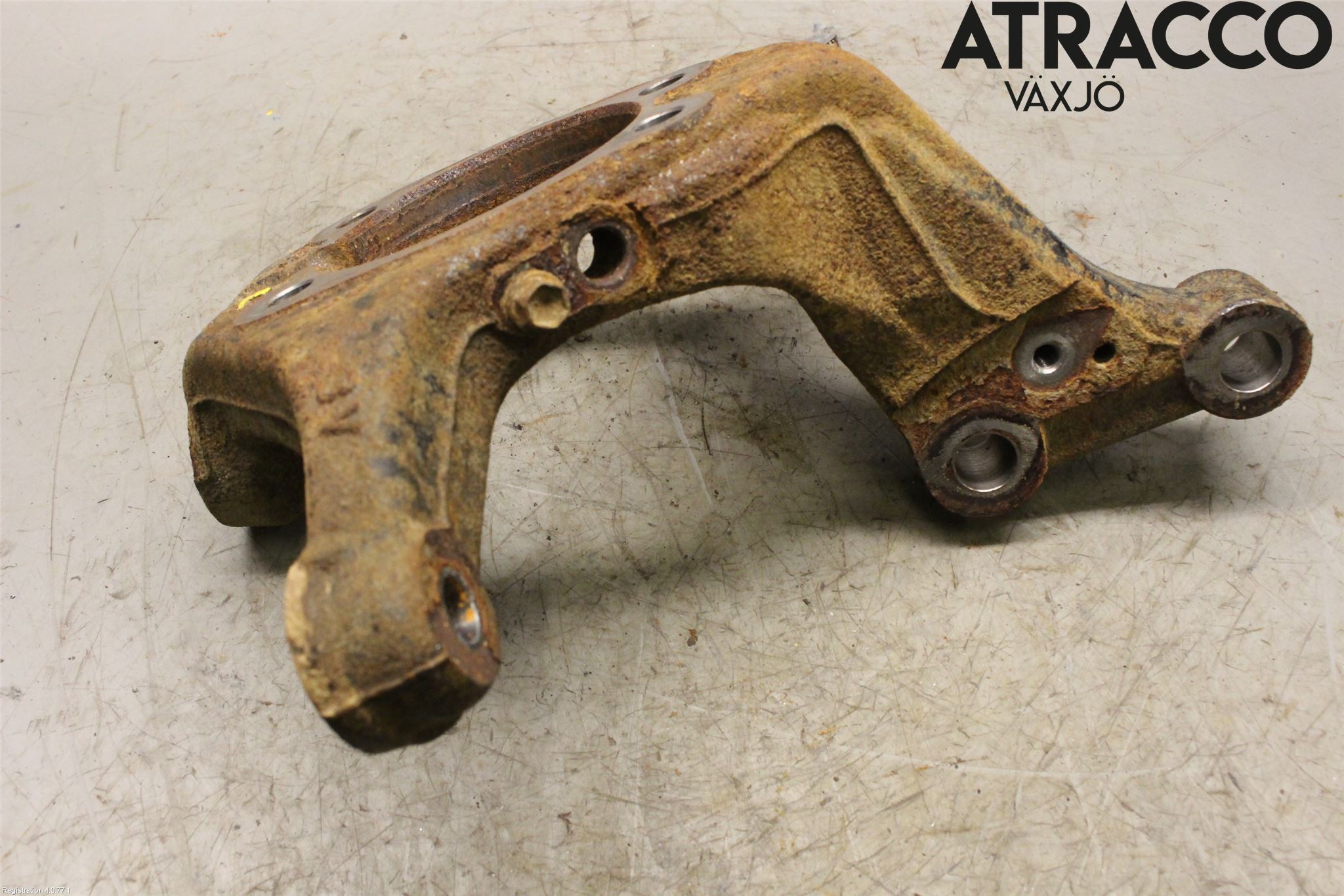 Toyota RAV4 13-18 Spindel Vf