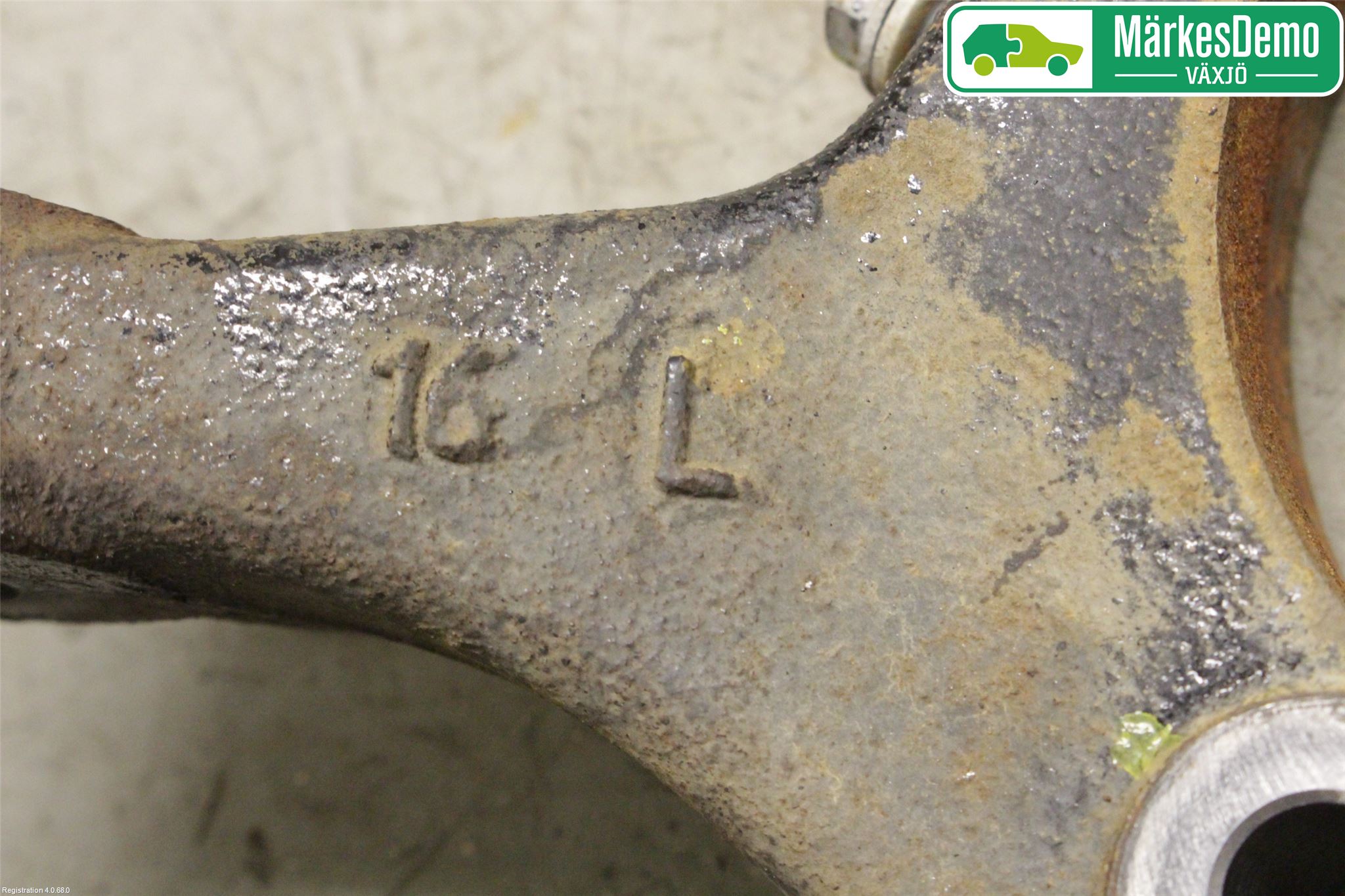 Toyota RAV4 13-18 Spindel Vf
