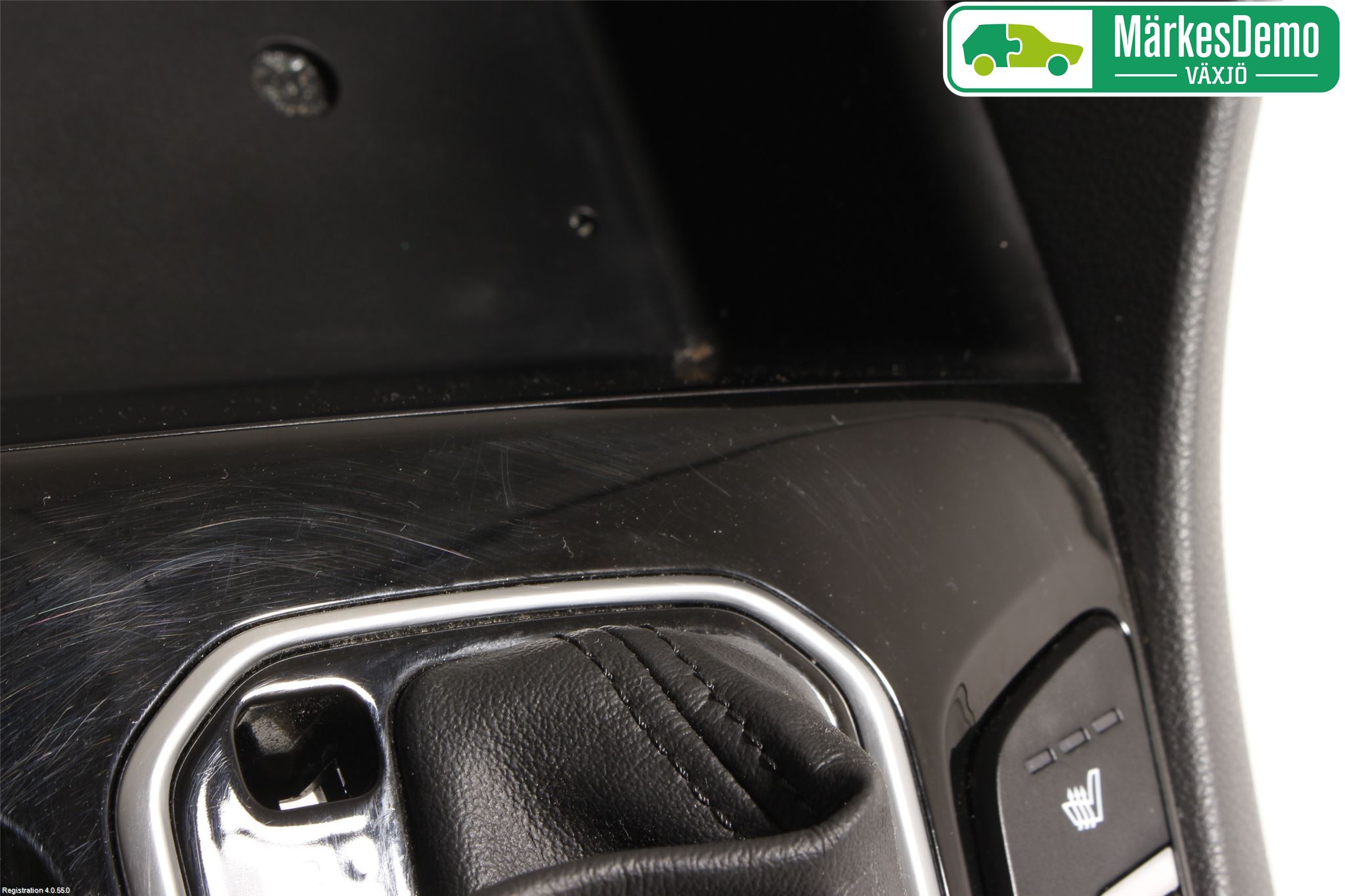 Hyundai IONIQ AE 17-22 Instrumentkonsoll Gulv