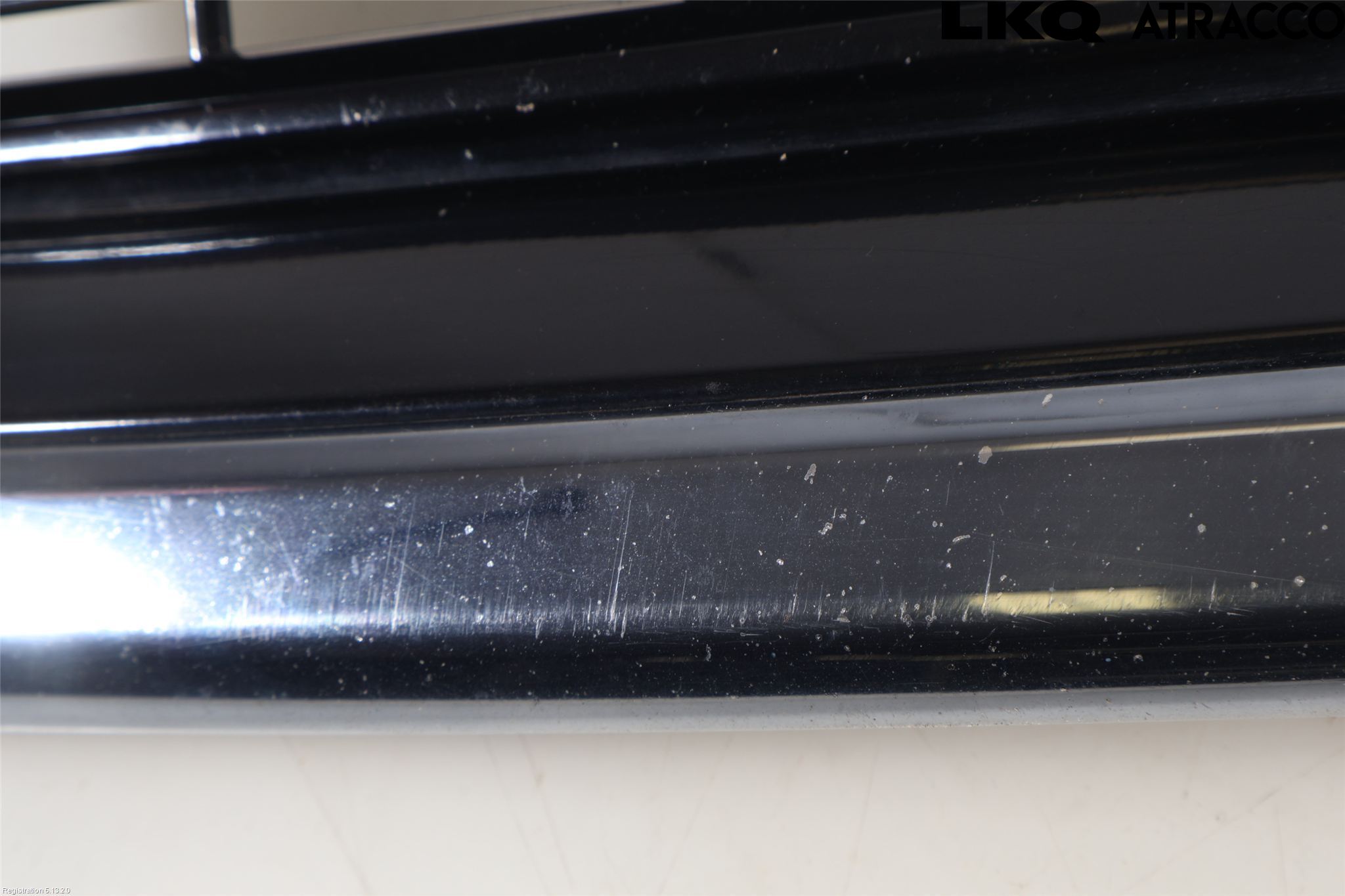 Mitsubishi OUTLANDER 13-21 Grill Komplett