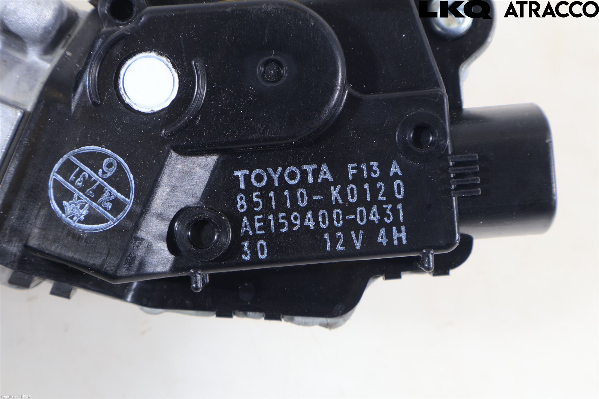 Toyota YARIS XP21 20- Viskermotor Frontrute
