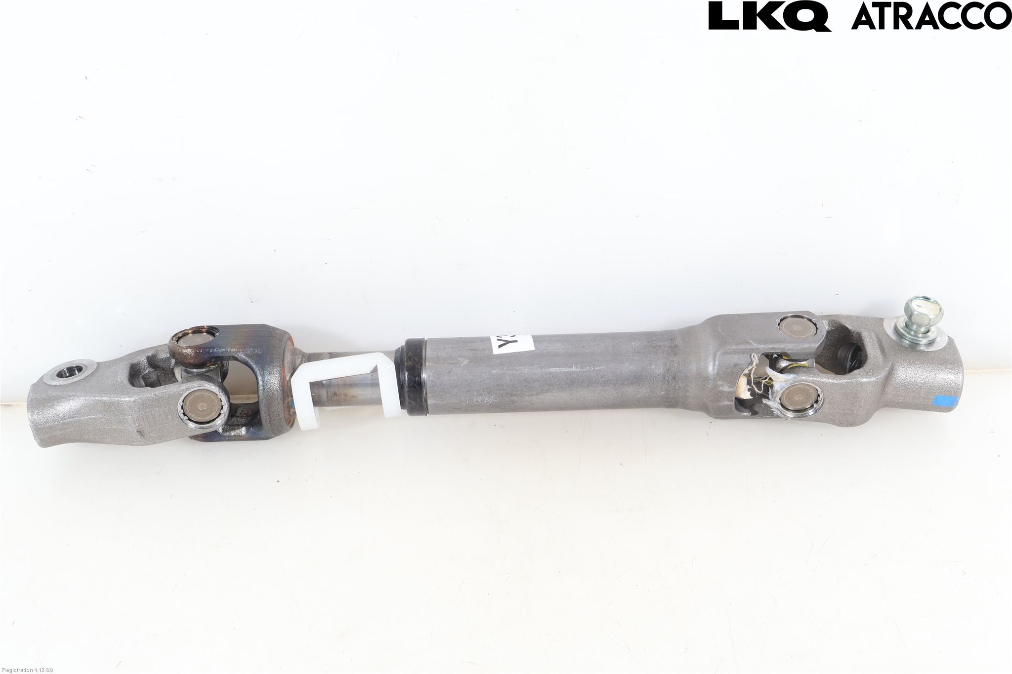 Lexus LBX 24- Rattaksel
