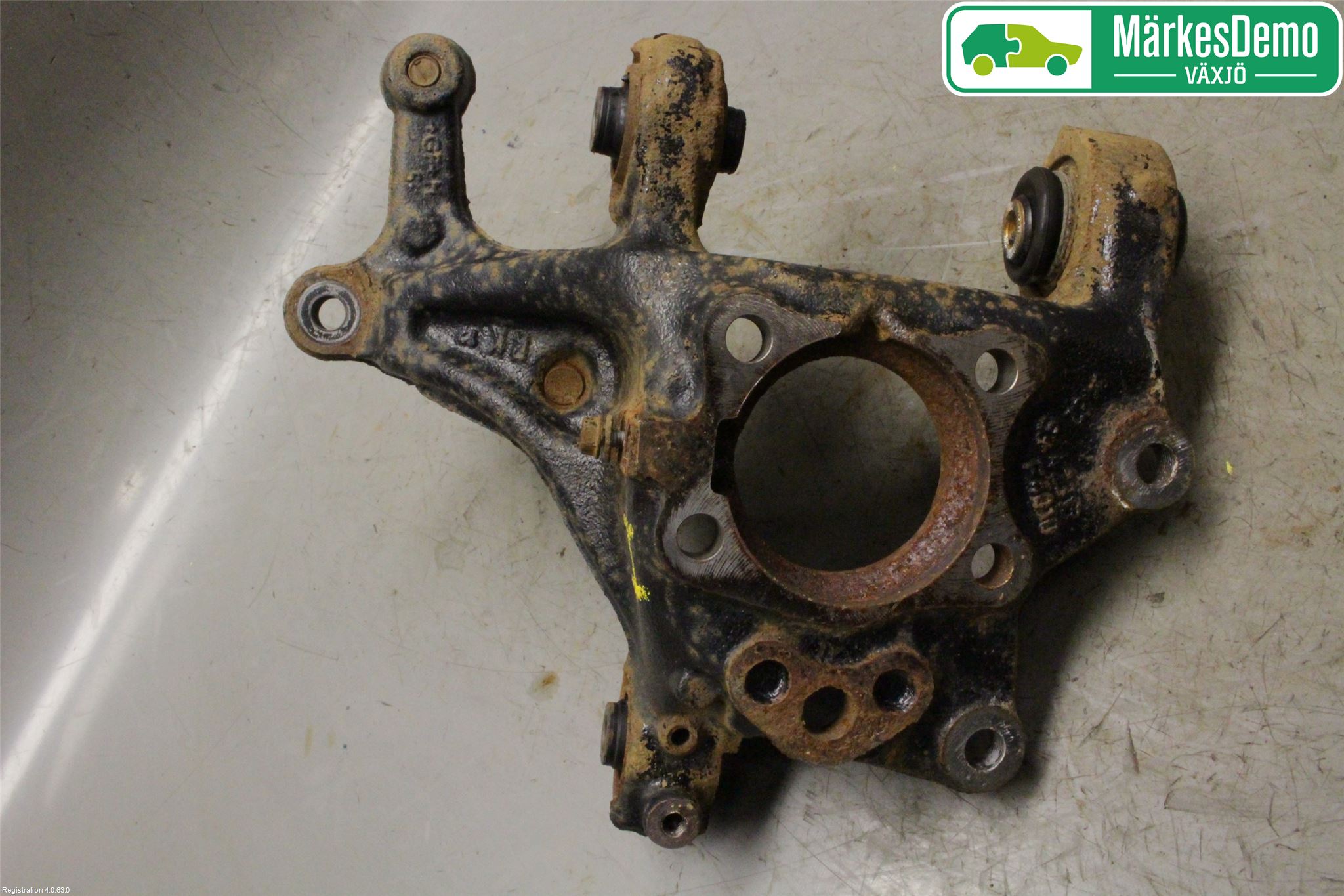 Toyota C-HR 16-23 Spindel Hb