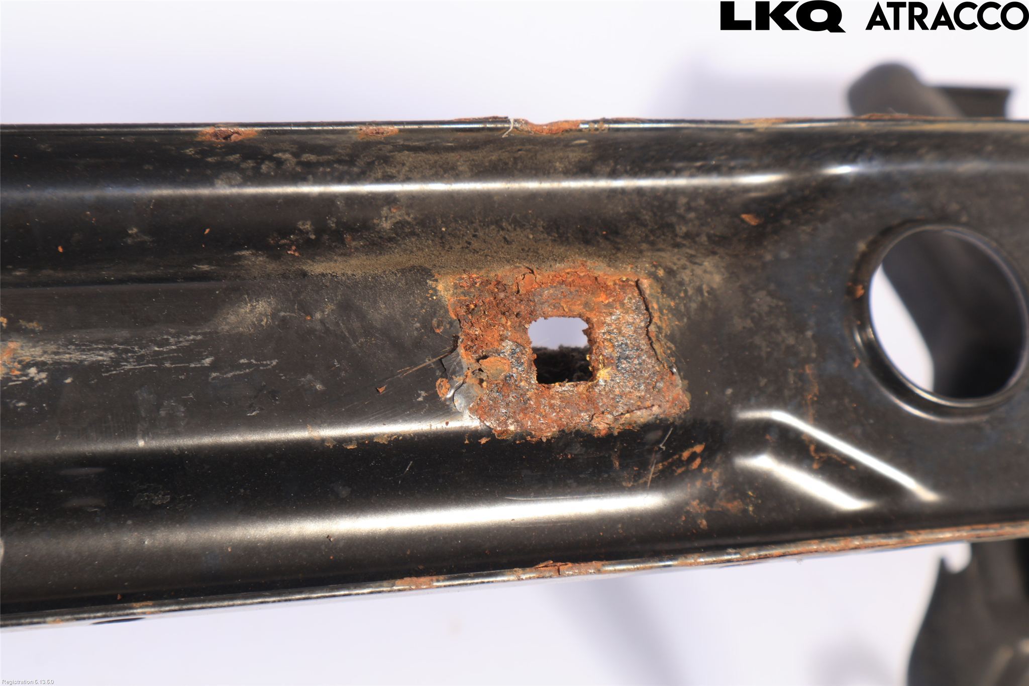 Volvo V40 12-19 Radiator Feste - Ramme - Bjelk