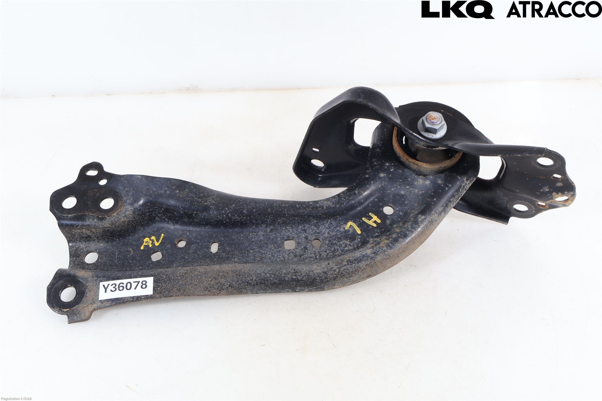 Toyota COROLLA CROSS XG10 22- Bærearm Bak Høyre