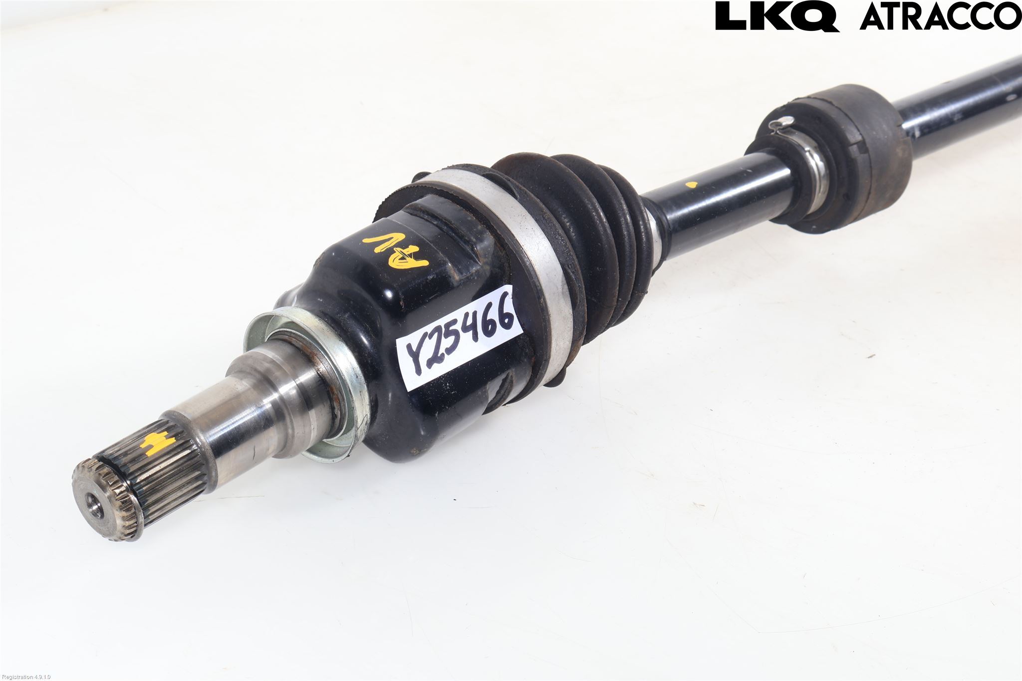 Toyota YARIS XP130 15-20 Drivaksel Foran Kompl Høyre