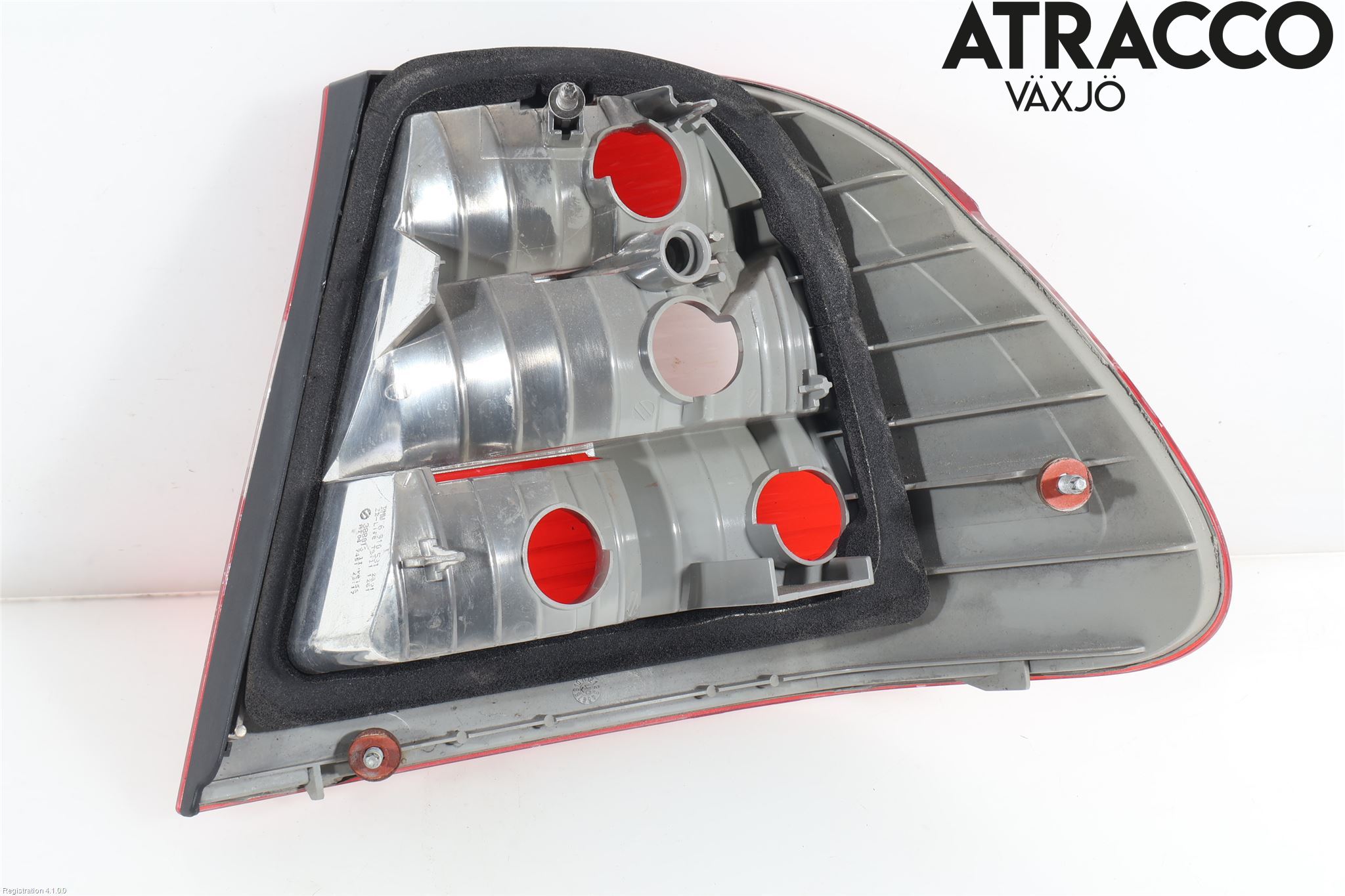BMW 3 E46      98-05 Baklykt Venstre