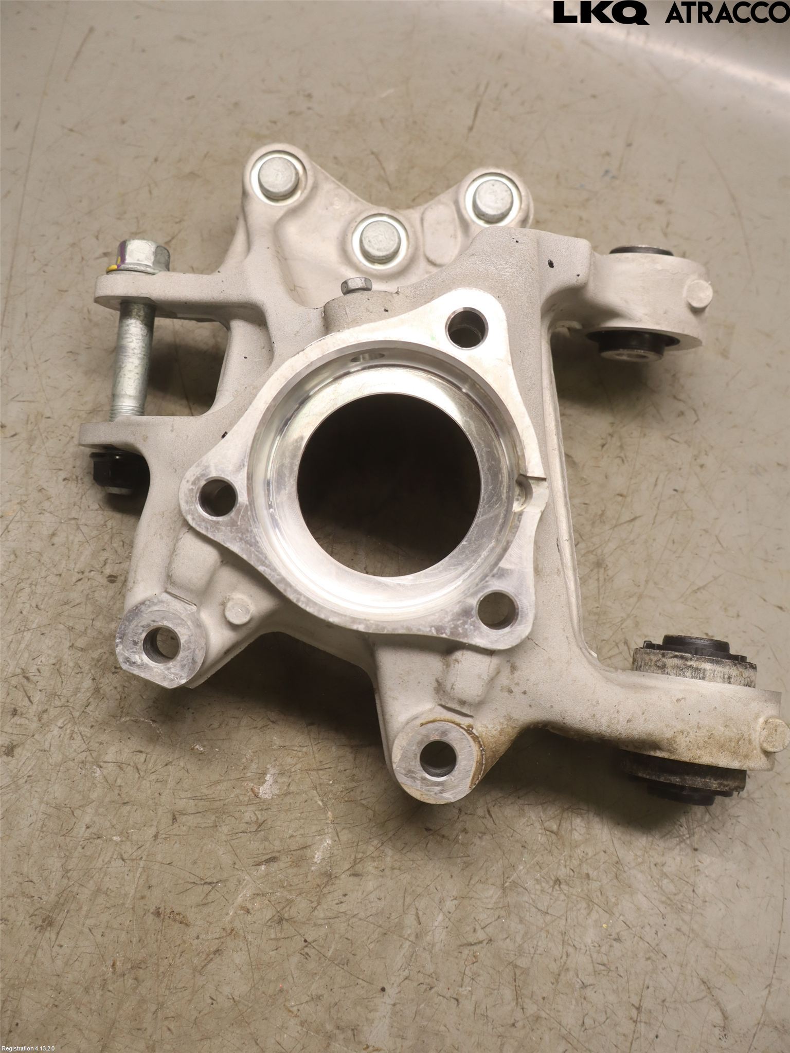 Hyundai TUCSON 05- Spindel Hb