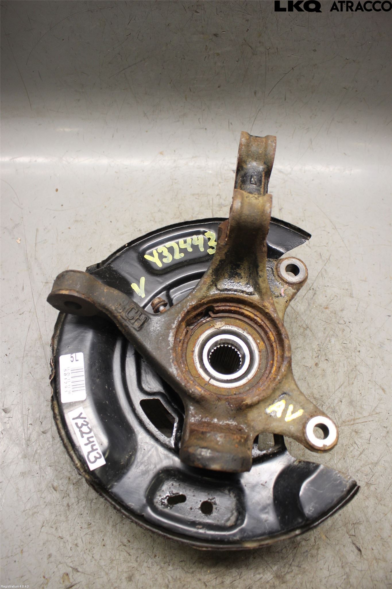 Toyota YARIS XP130 15-20 Spindel Vf