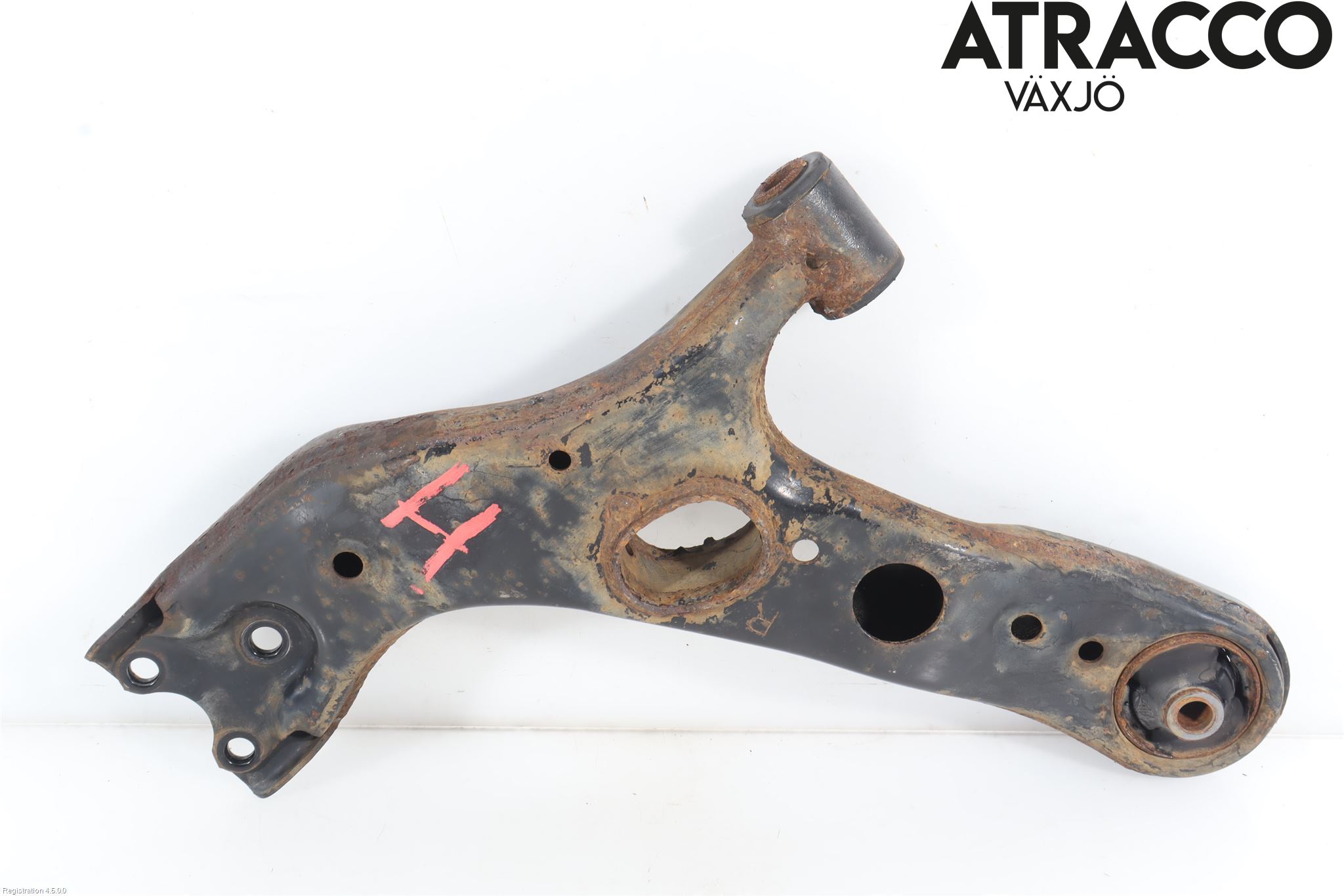 Toyota RAV4 13-18 Bærearm Foran Høyre Nedre