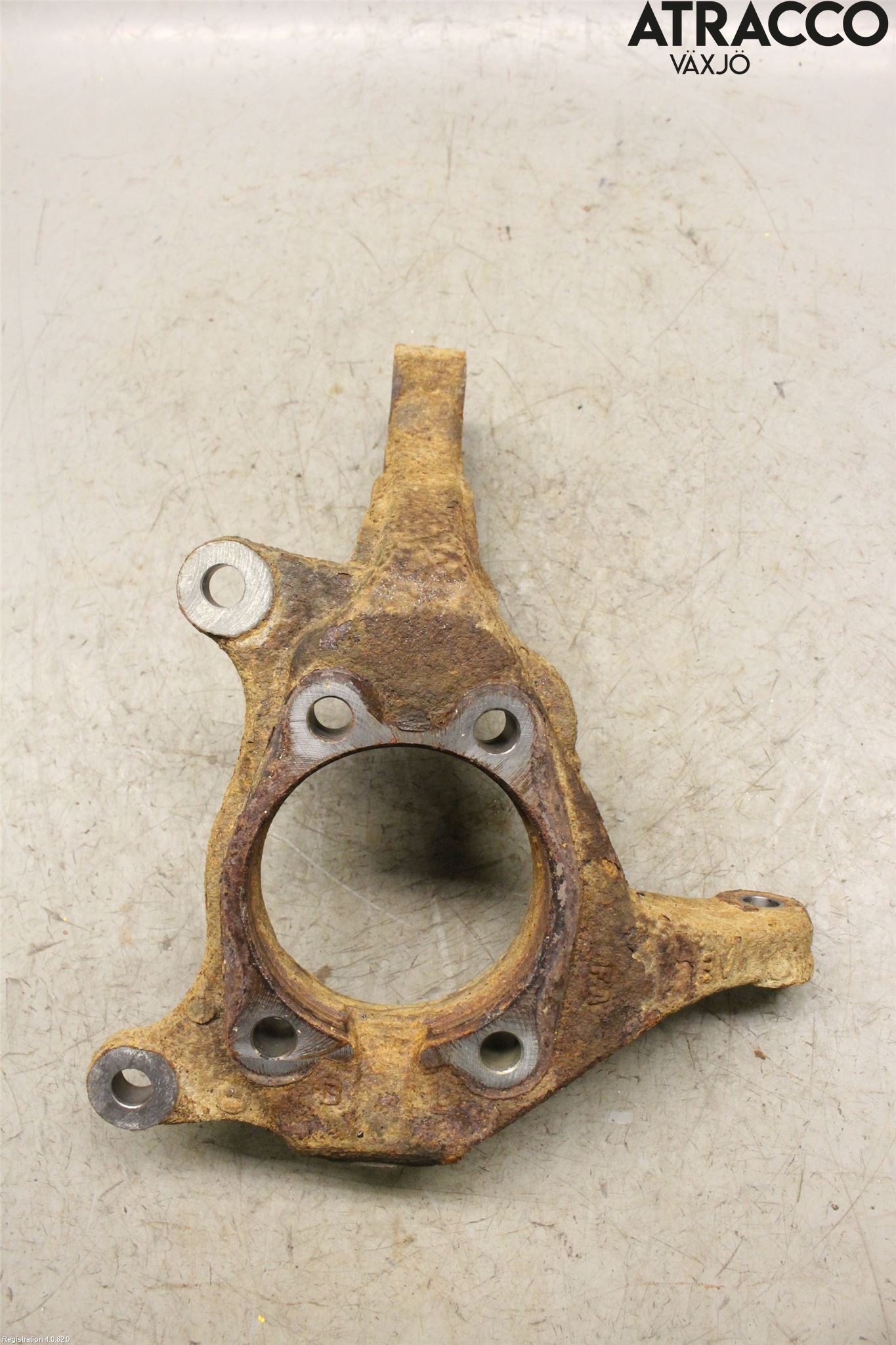 Toyota RAV4 13-18 Spindel Vf