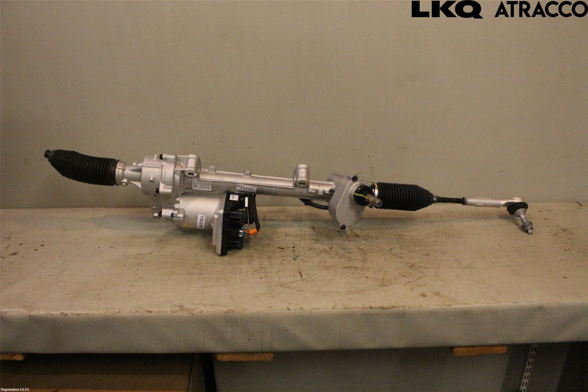 Tesla MODEL Y 21- Servo Snekke - Tannstang