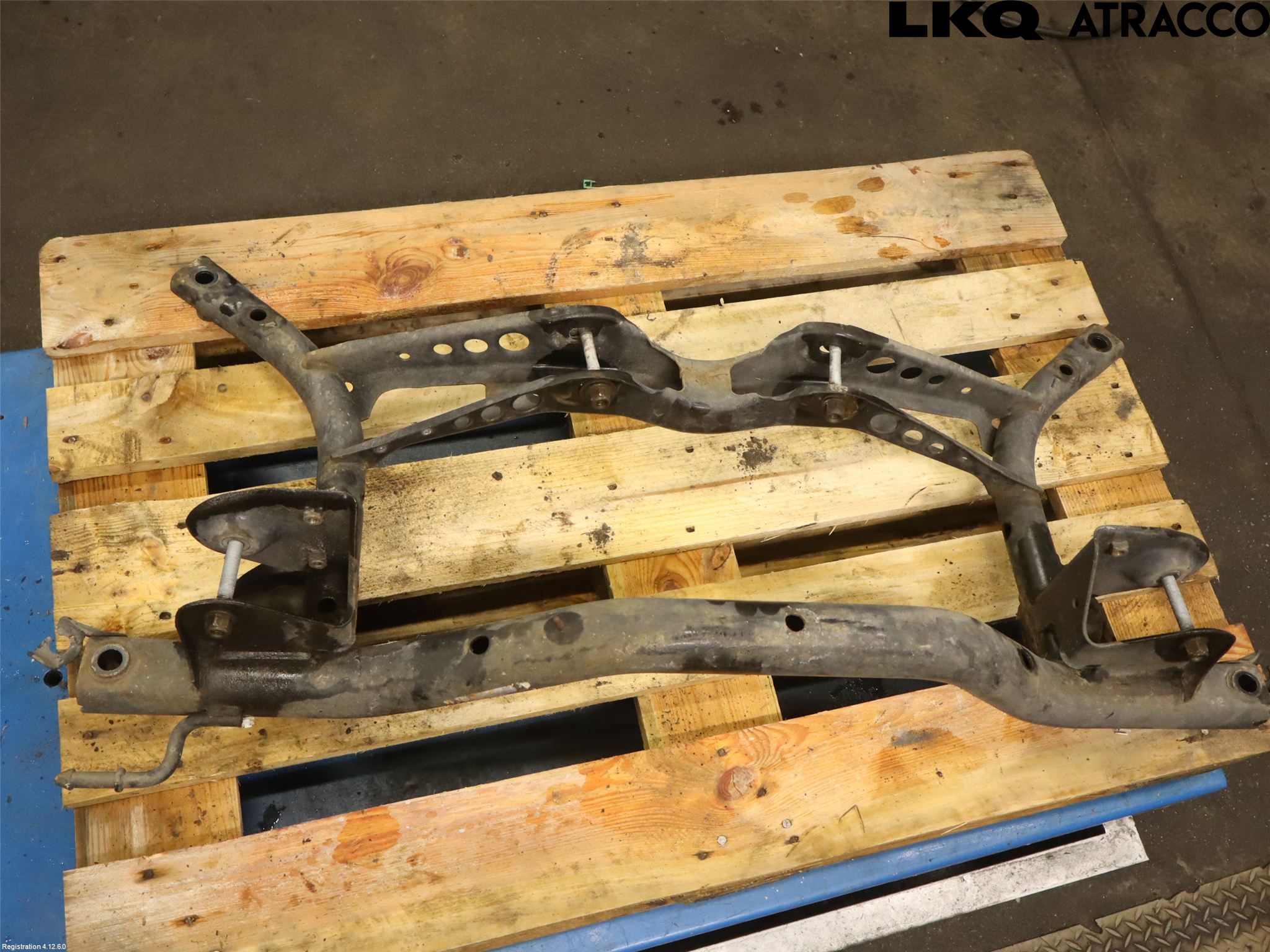 Volkswagen VW GOLF / E-GOLF VII 13-20 Bakaksel Feste Travers-Ramme