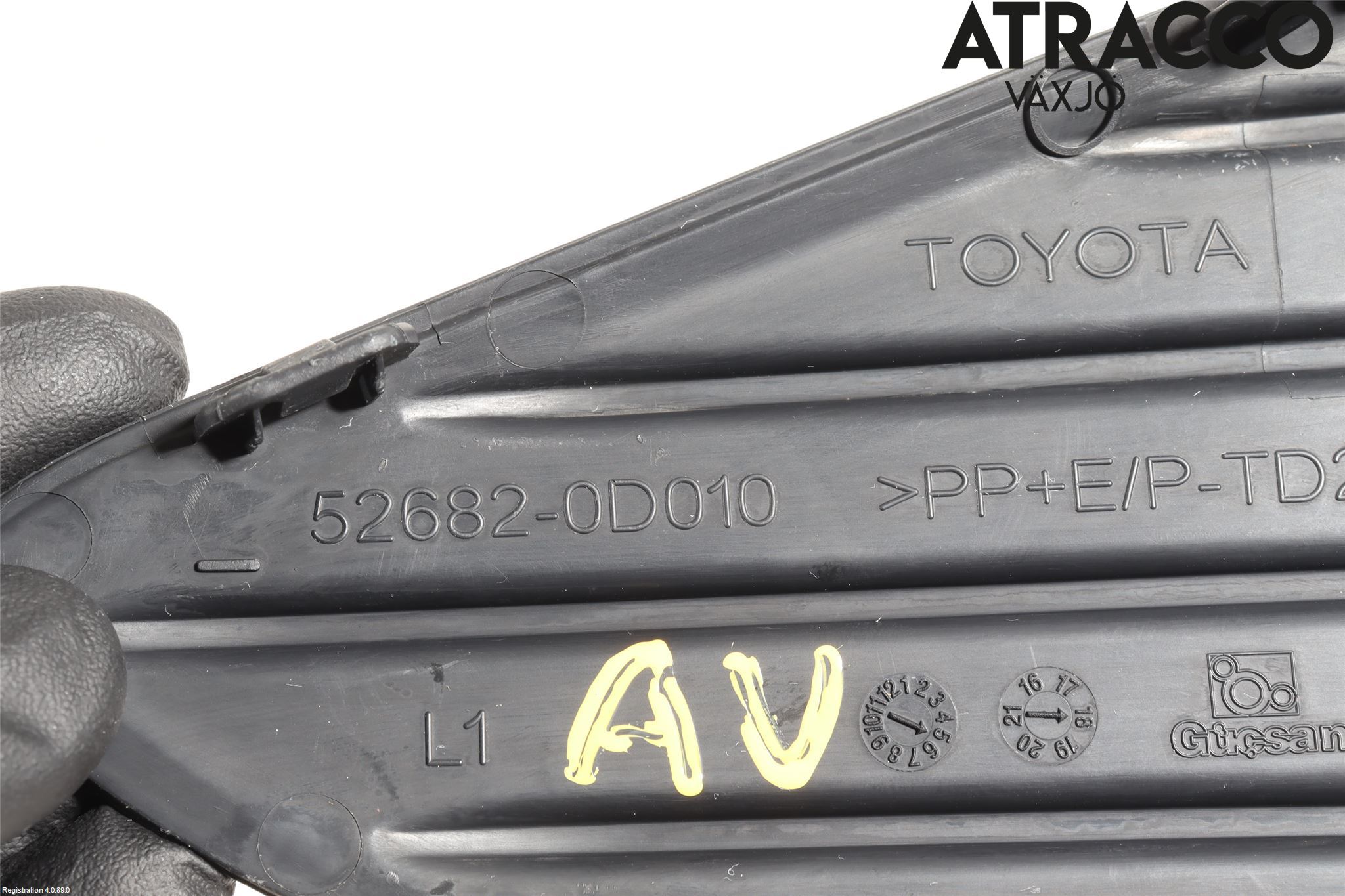 Toyota YARIS XP130 15-20 Støtfanger Bak Hjørne Venstre