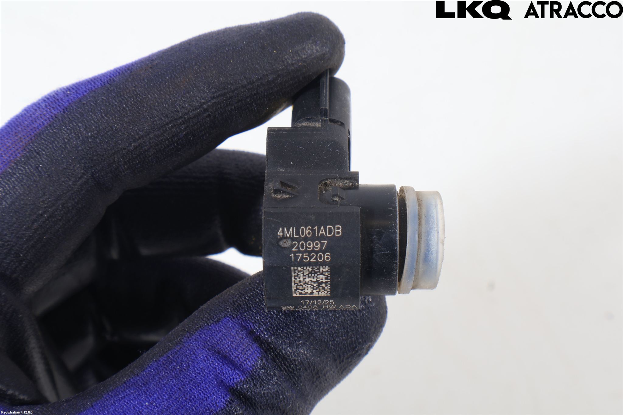 Toyota AURIS 13-19 Sensor Parkering Front