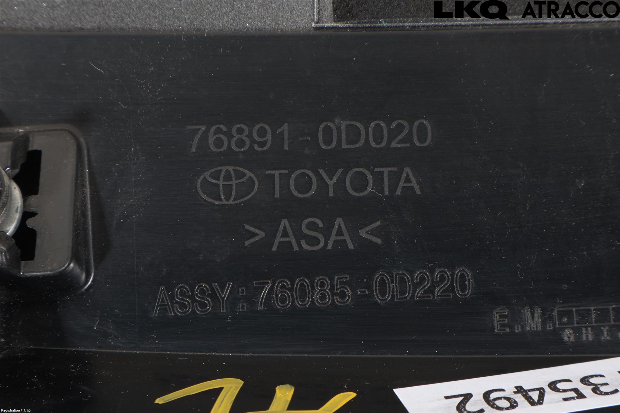 Toyota YARIS CROSS XP21 21- Spoiler Bakluke