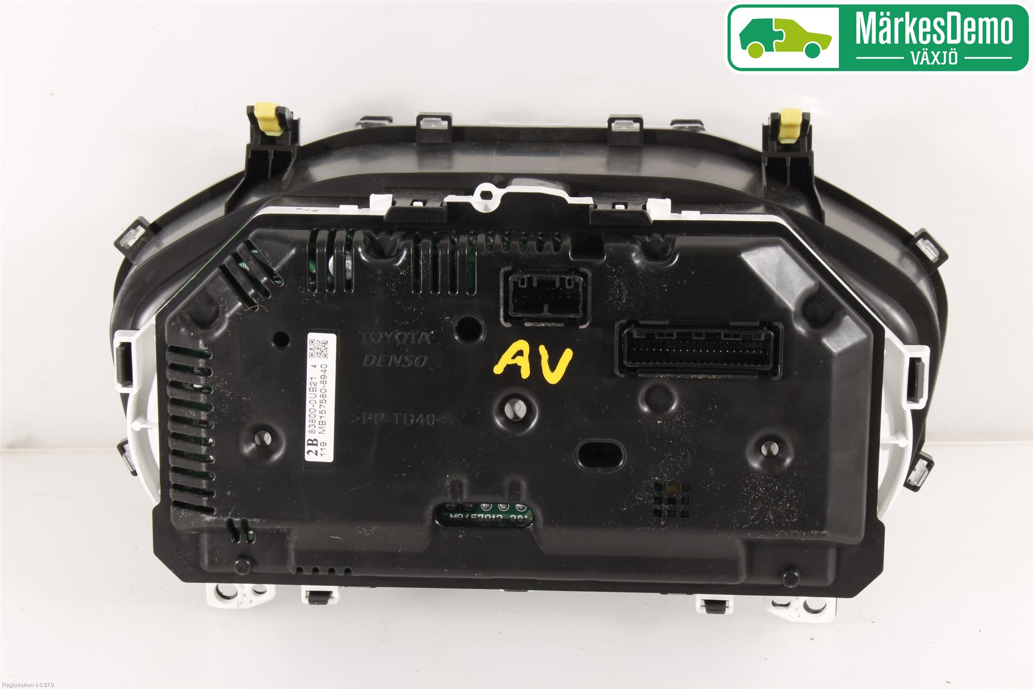 Toyota YARIS XP130 15-20 Instr Kombinert