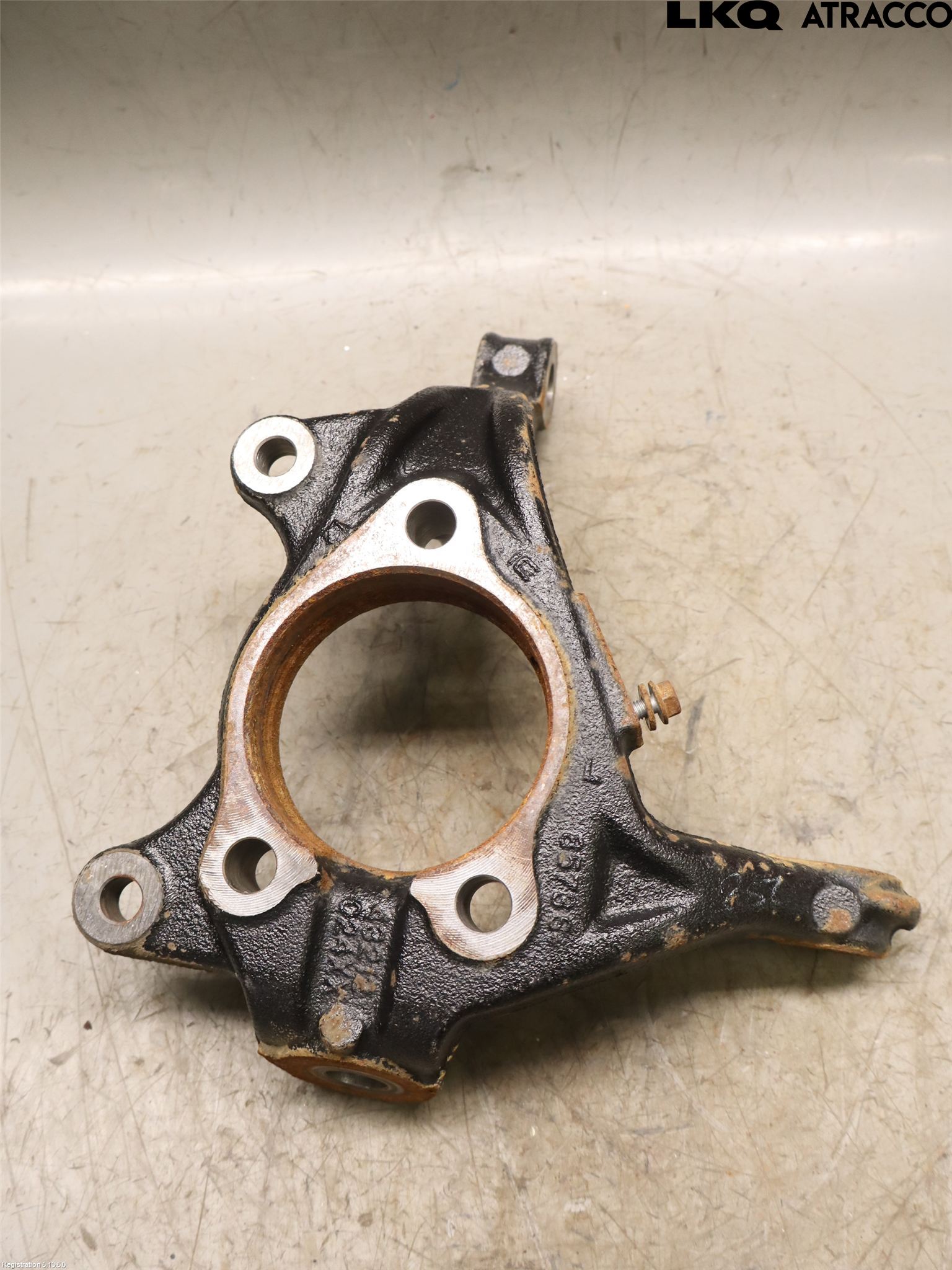 Toyota COROLLA 19- Spindel Vf