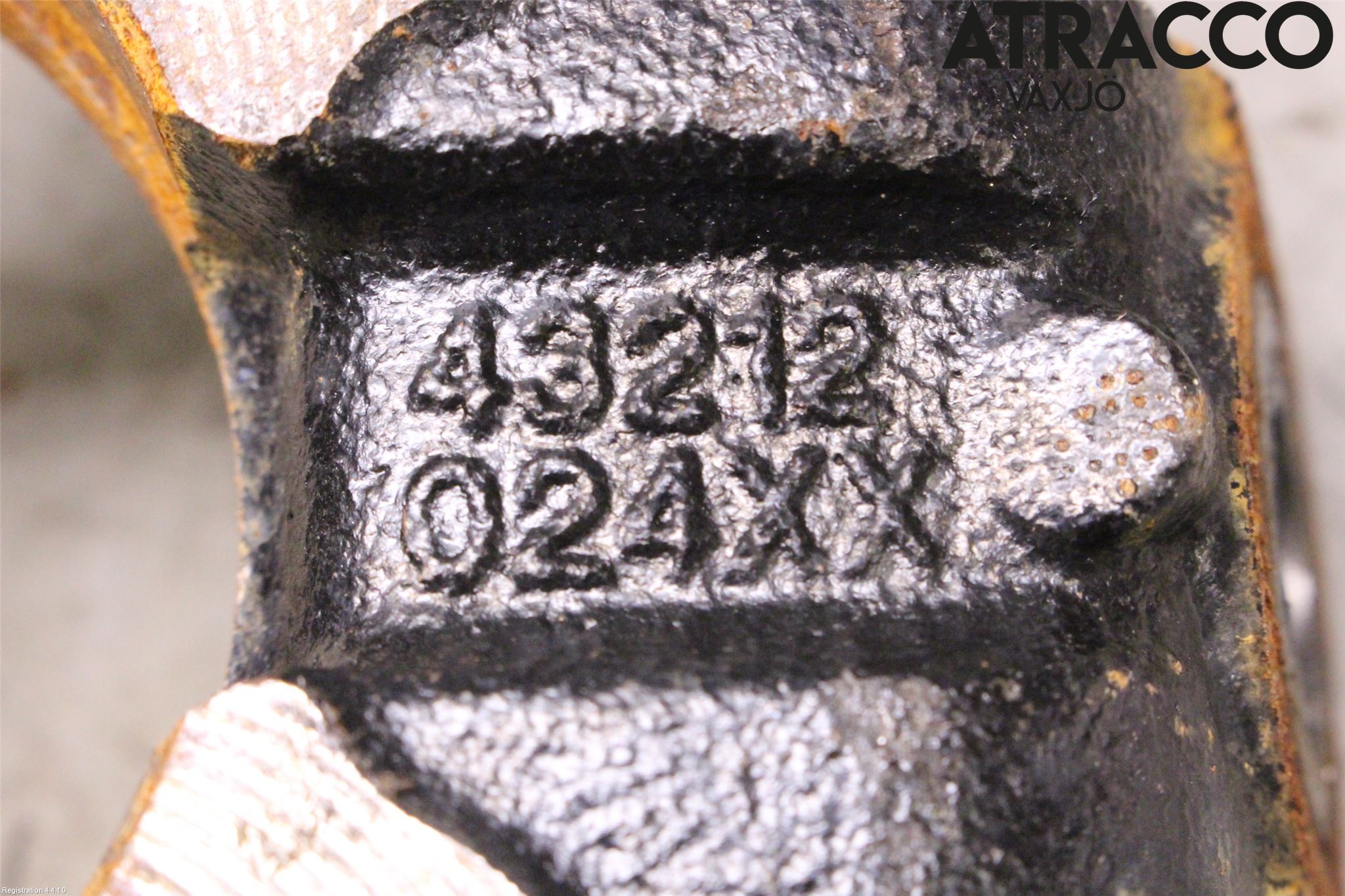 Mazda 2 KB Hybrid 22- Spindel Vf