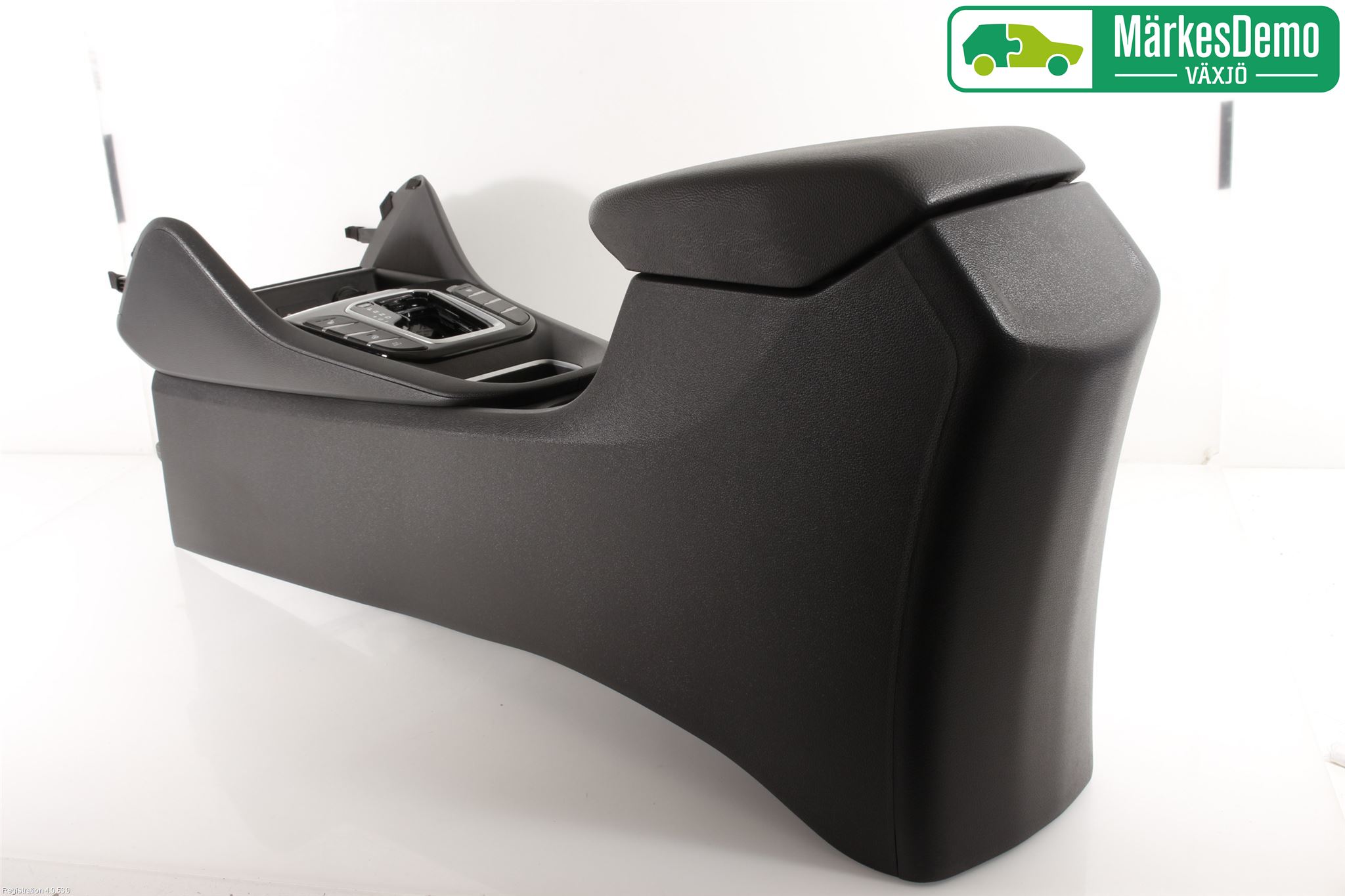Hyundai IONIQ AE 17-22 Instrumentkonsoll Gulv