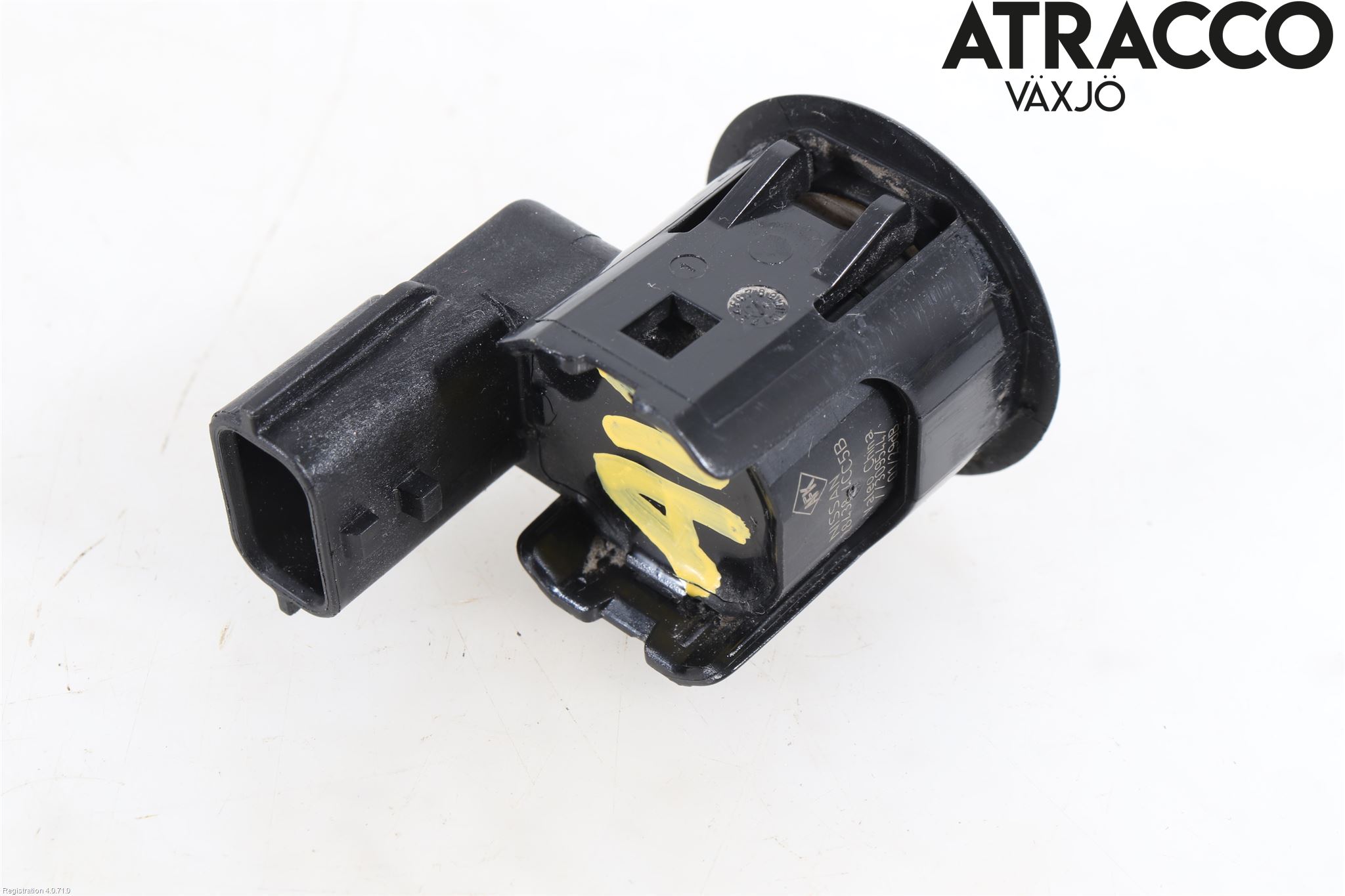 Nissan X-TRAIL 14-21 Sensor Parkering Front