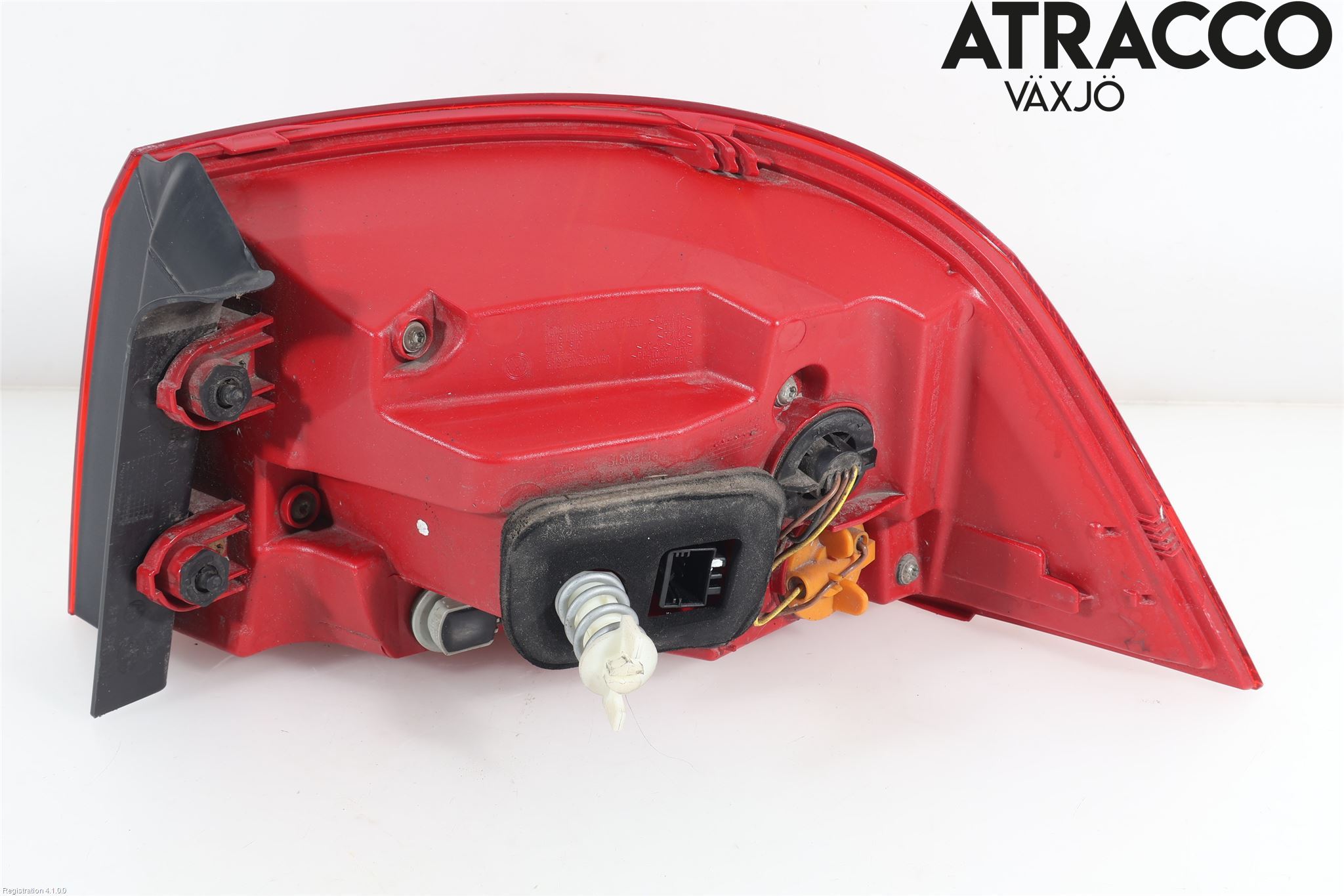 Volkswagen VW PASSAT 11-14 Baklykt Venstre