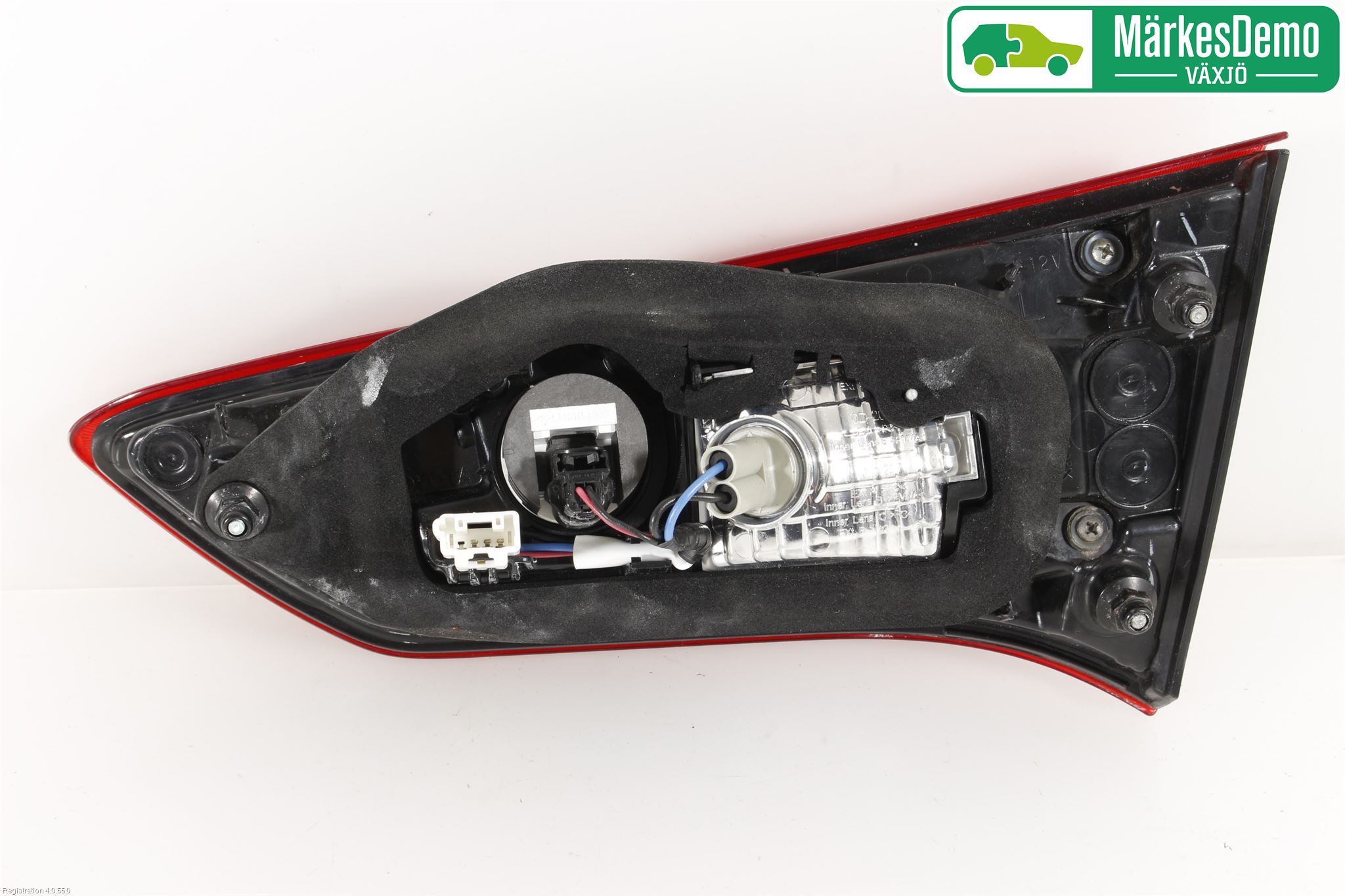 Toyota YARIS XP130 15-20 Baklykt Venstre  På Luke(Indre