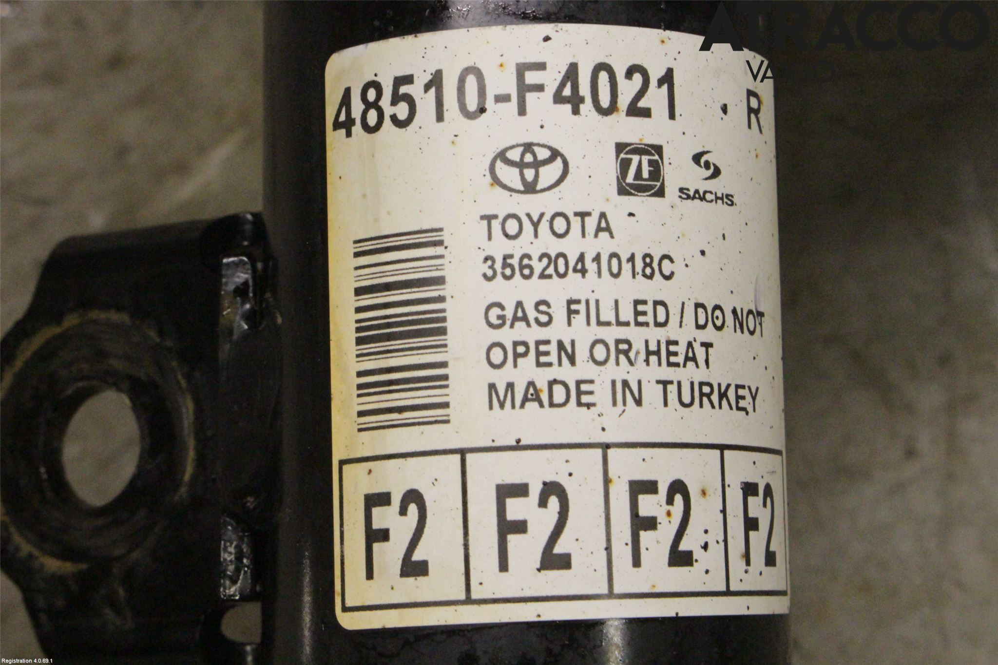 Toyota C-HR 16-23 Fjærbein Foran Høyre