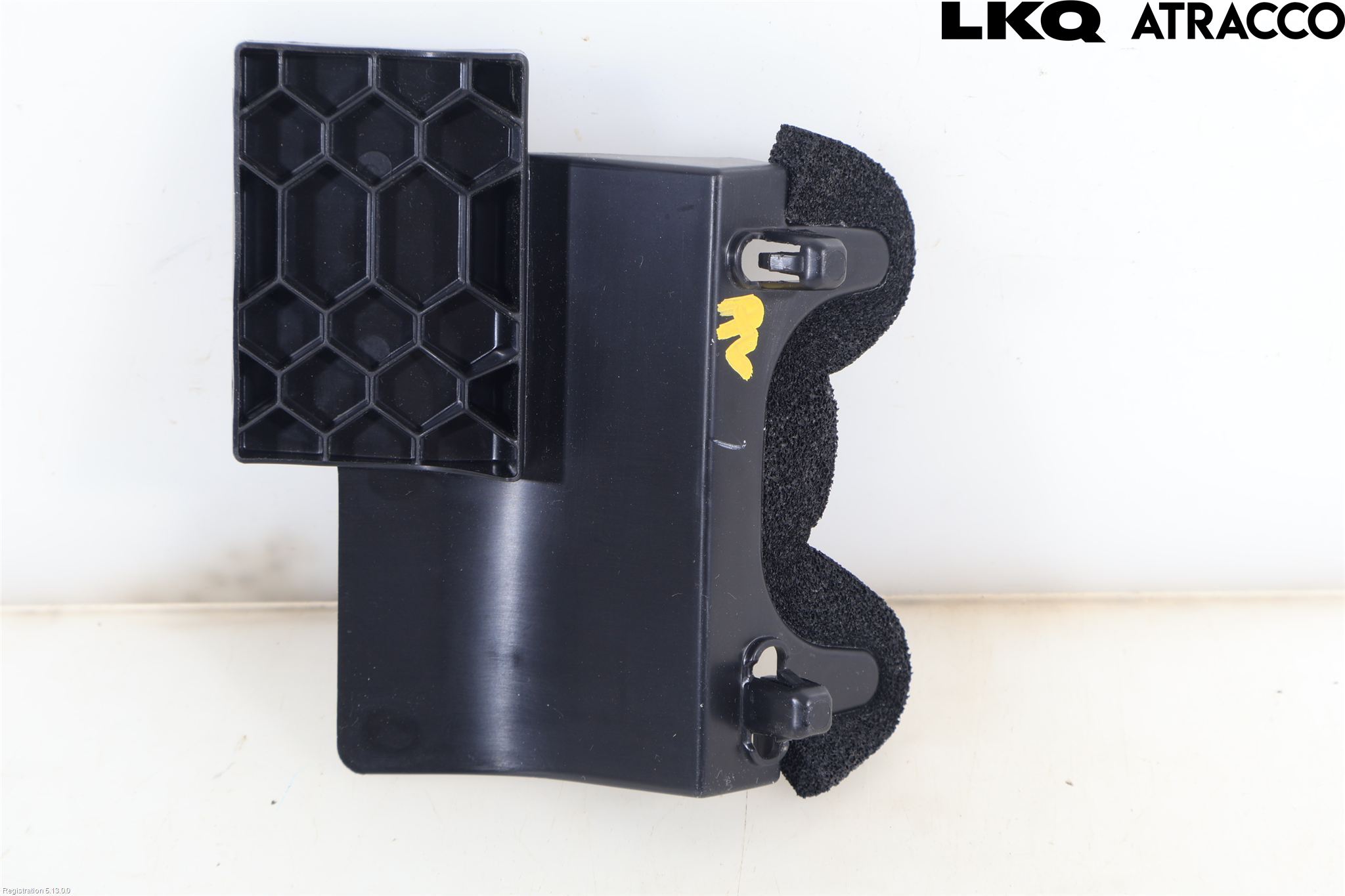 Toyota YARIS XP21 20- Luftstyring Front