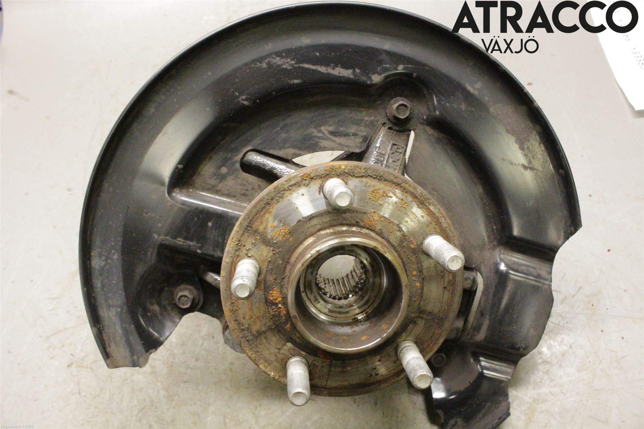 Ford FOCUS 15-18 Spindel Vf