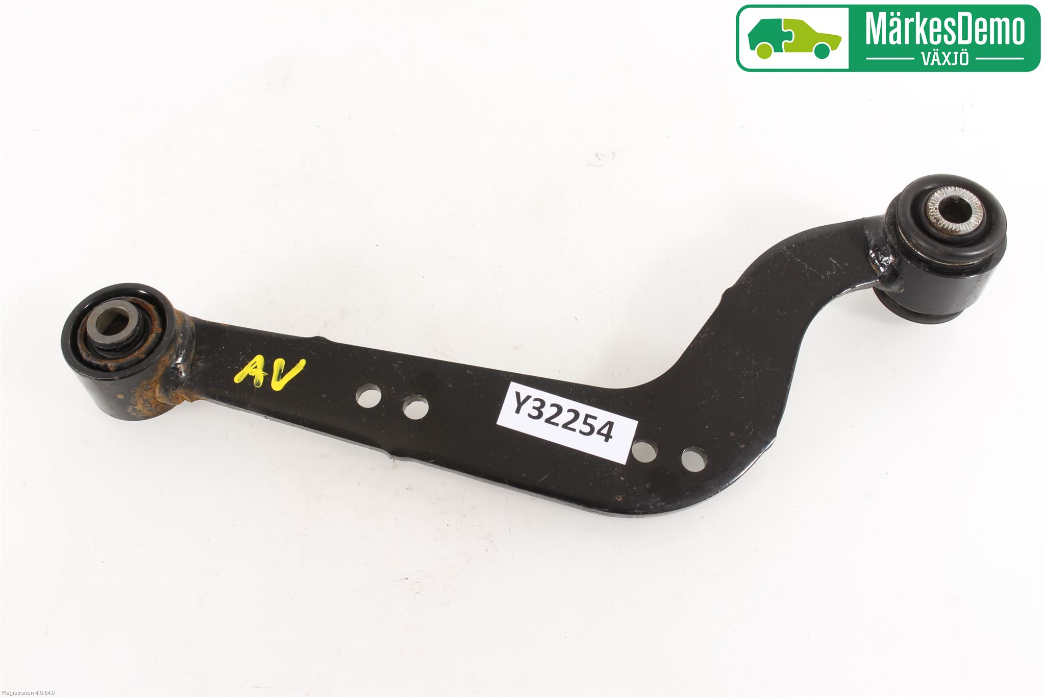Toyota RAV4 13-18 Bærearm Bak Venstre Øvre