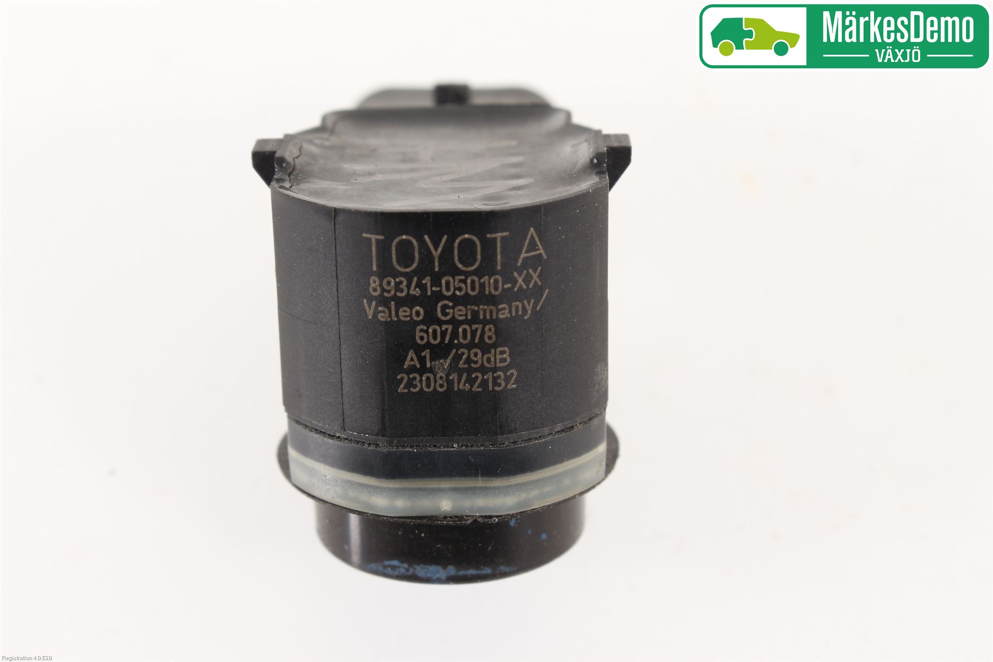 Toyota AURIS 13-19 Sensor Parkering Front