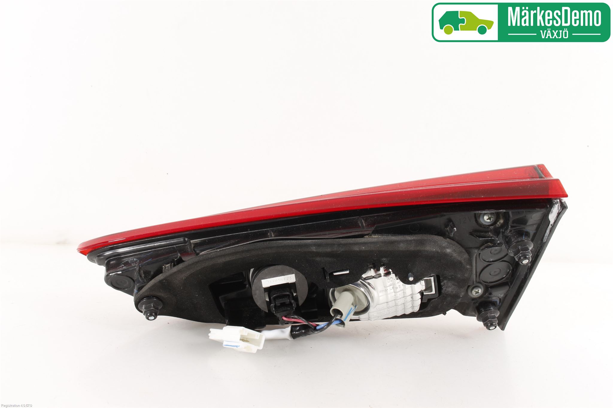 Toyota YARIS XP130 15-20 Baklykt Venstre  På Luke(Indre
