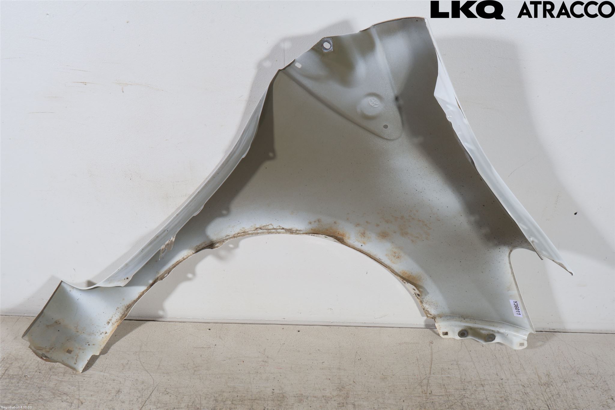 Toyota YARIS XP130 12-14 Skjerm Foran Venstre