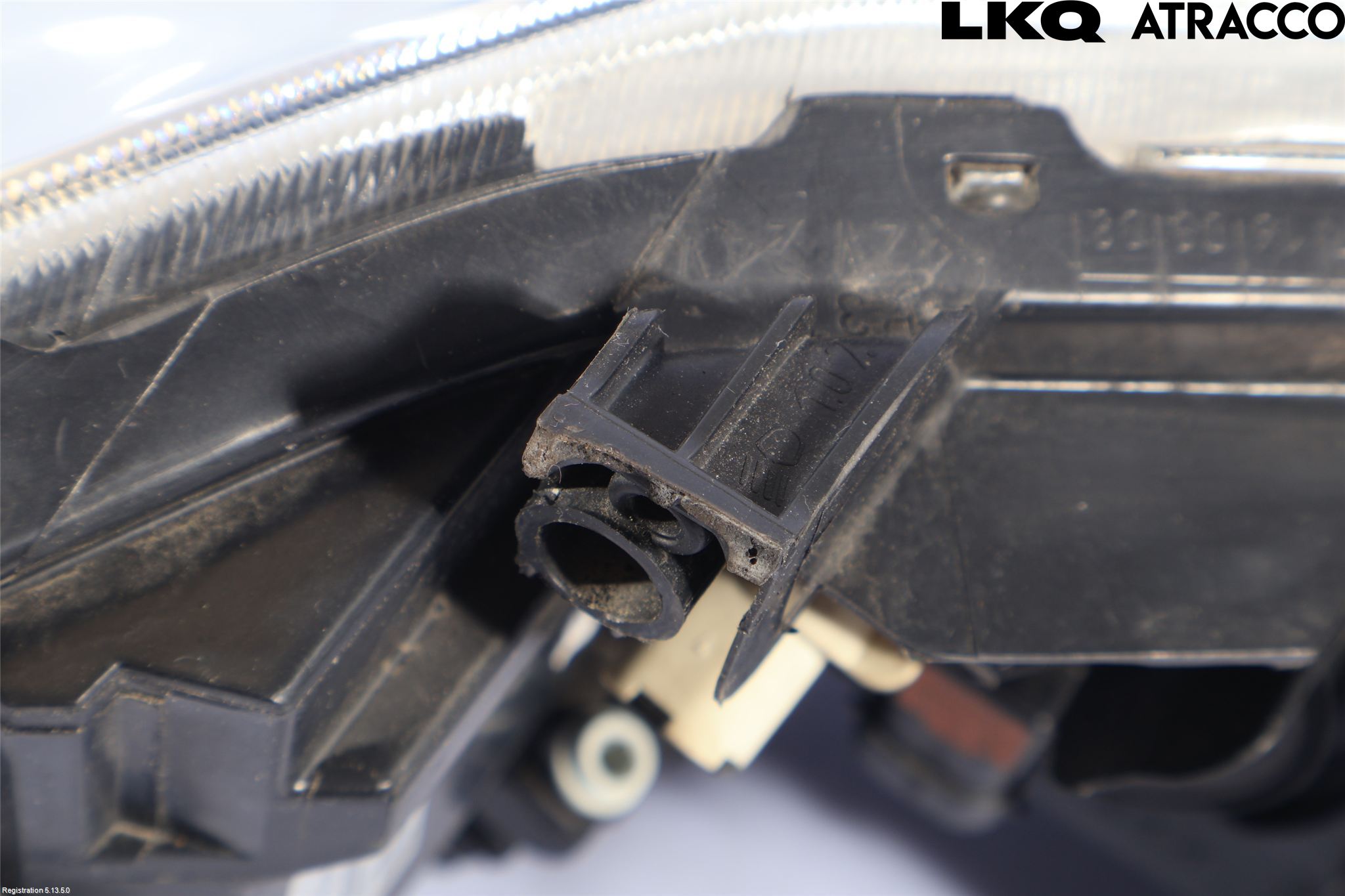 Toyota AURIS 07-09 Frontlykt Venstre