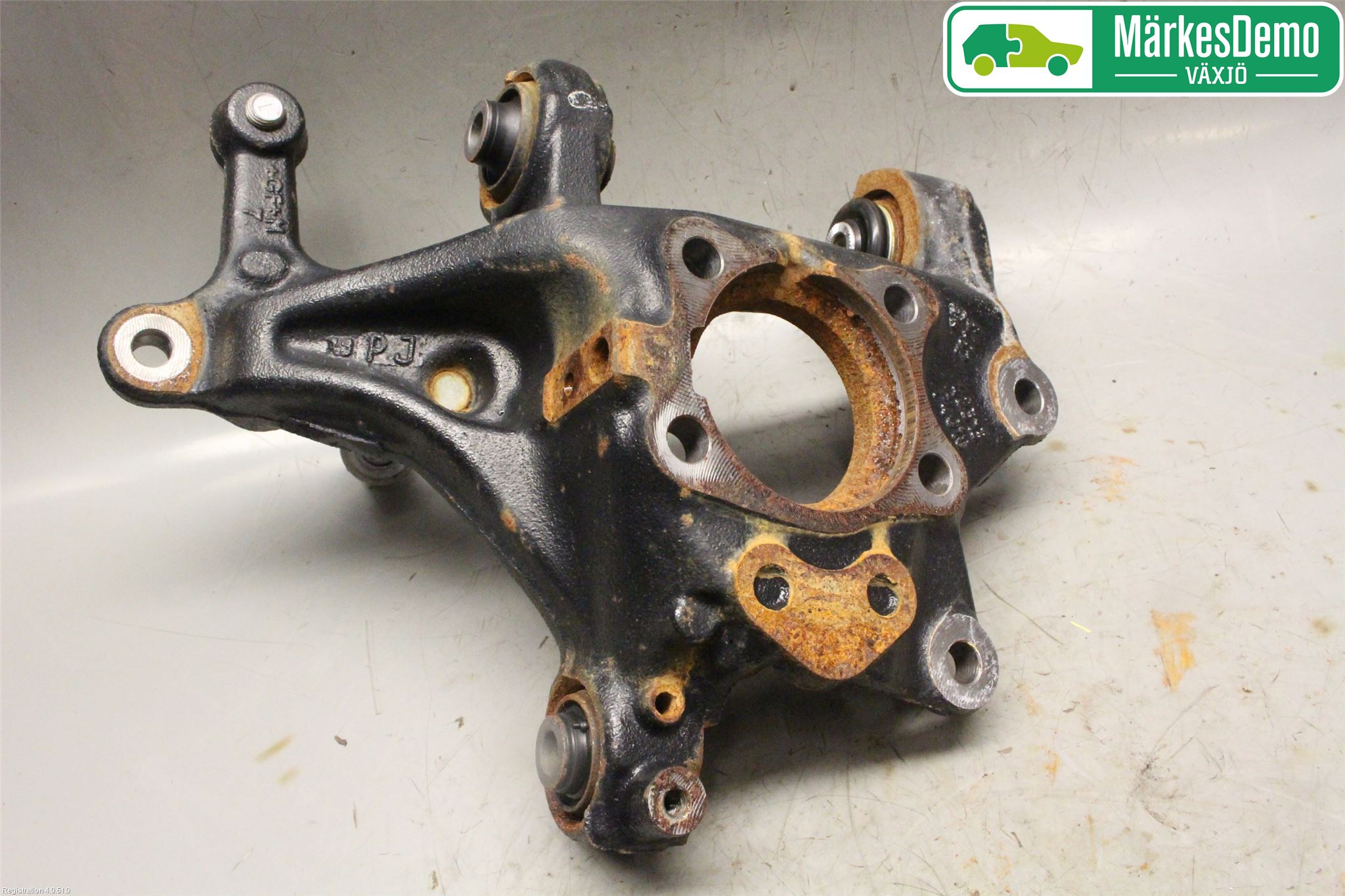Toyota C-HR 16-23 Spindel Hb