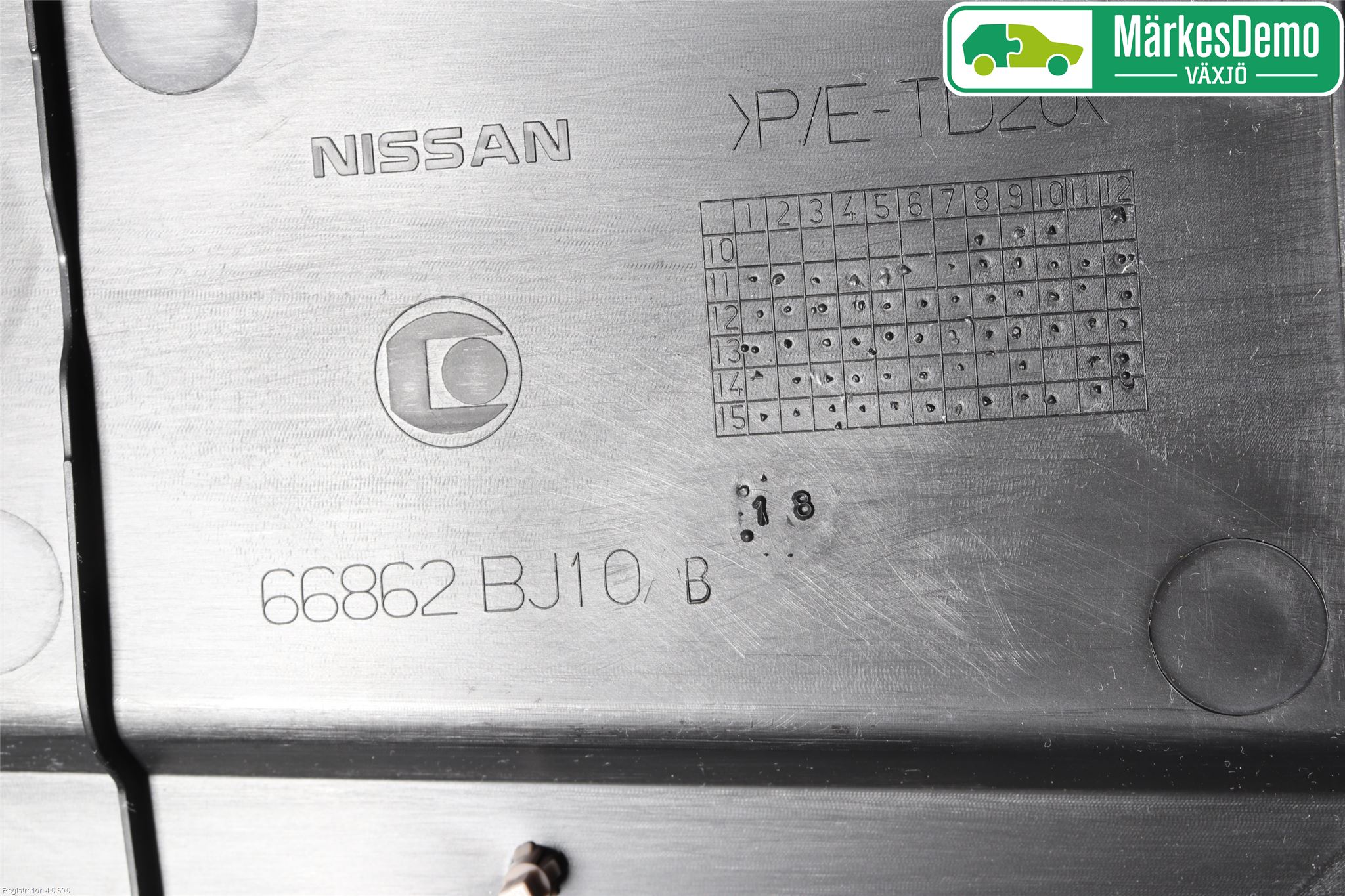 Nissan NV200/NV200 COMBI Visker Deksel-Grill-Under Frr