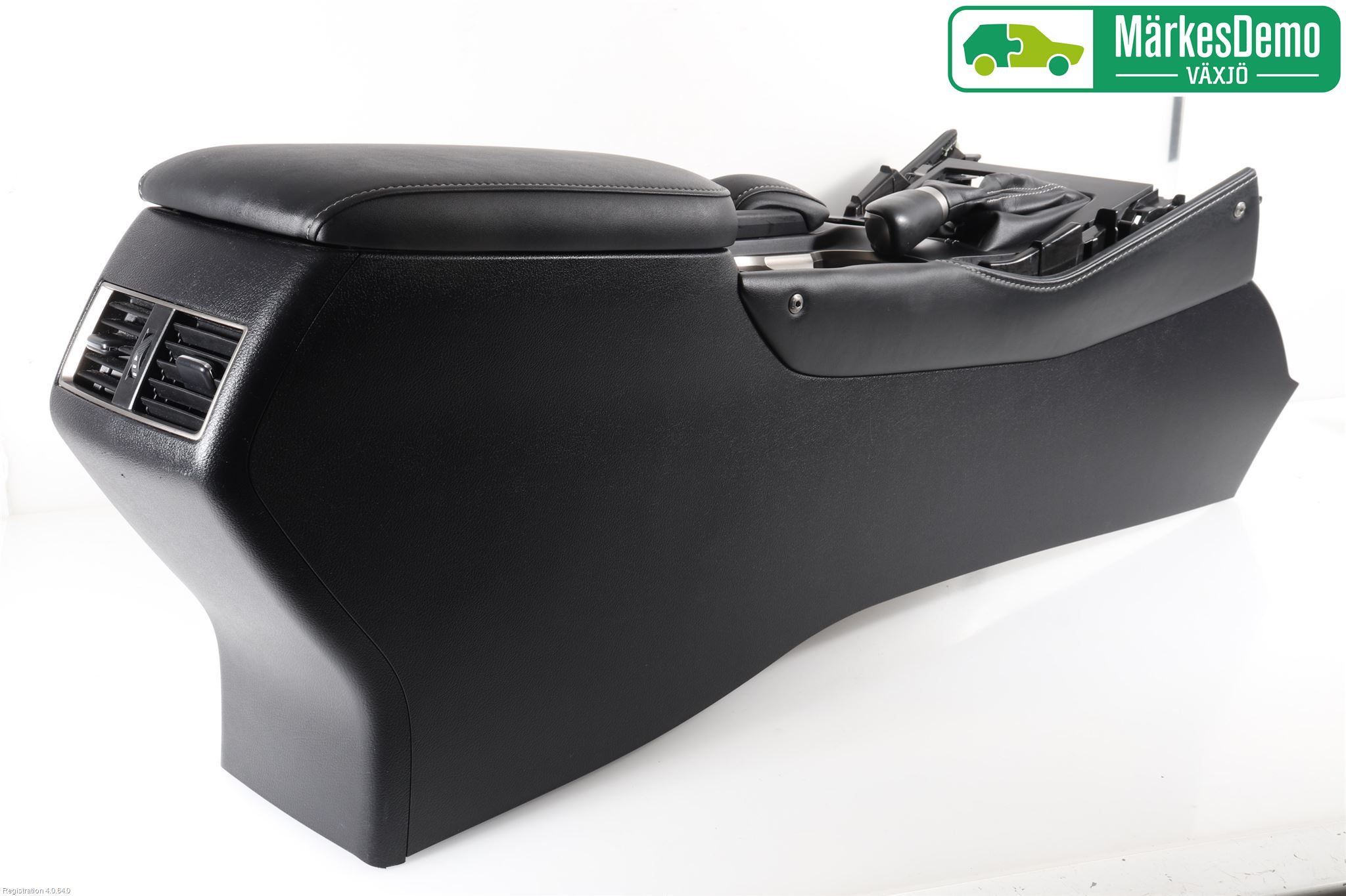 Lexus NX 300h 15-21 Instrumentkonsoll Gulv