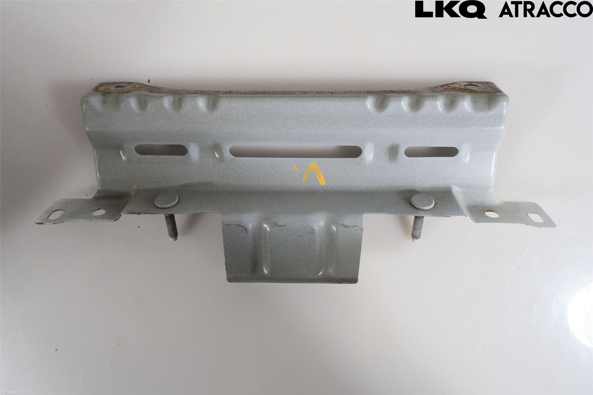 Toyota YARIS XP130 15-20 Frontplate