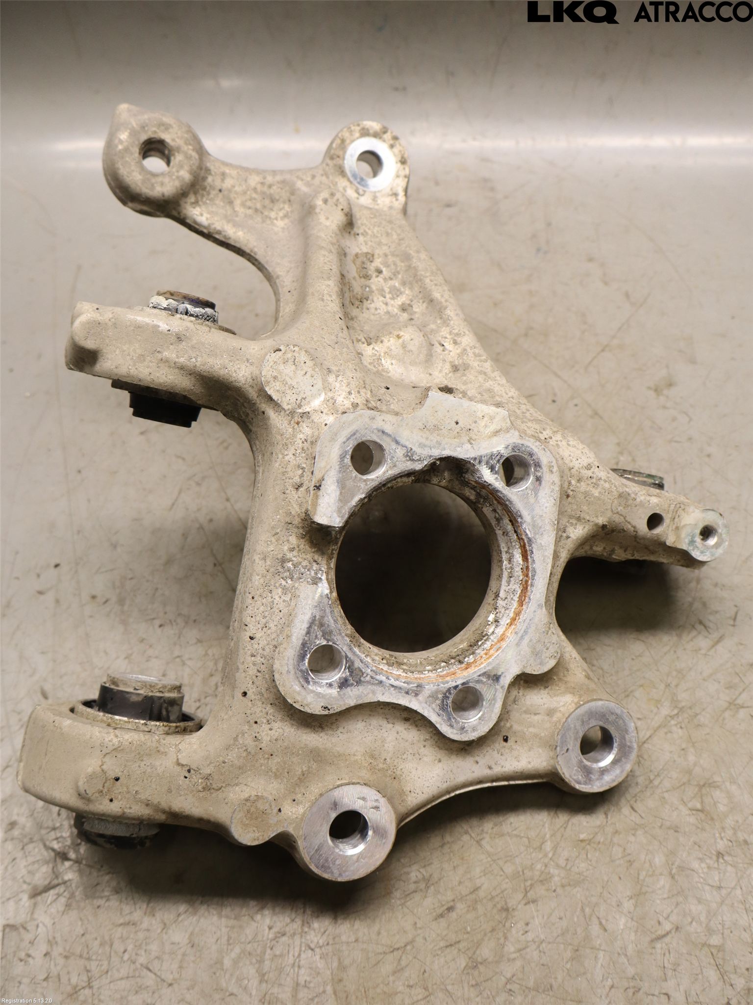 Toyota bZ4X EA10 22- Spindel Vb