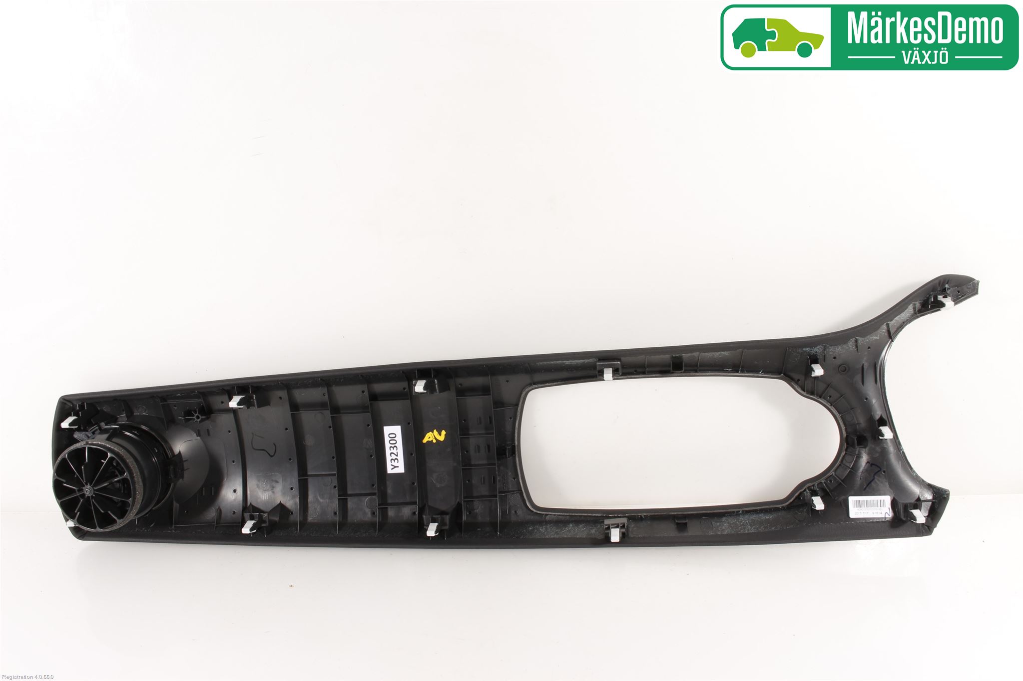 Toyota YARIS XP130 15-20 Innr Dekor Instrbord